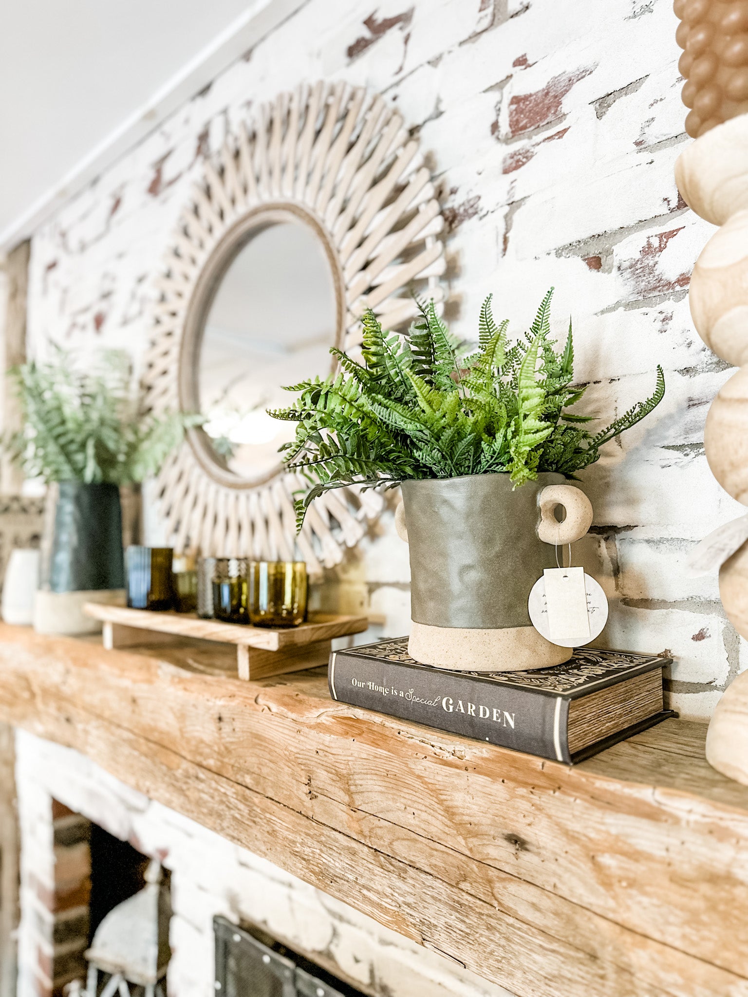 6 Tips to Style Your Mantle Like a Pro