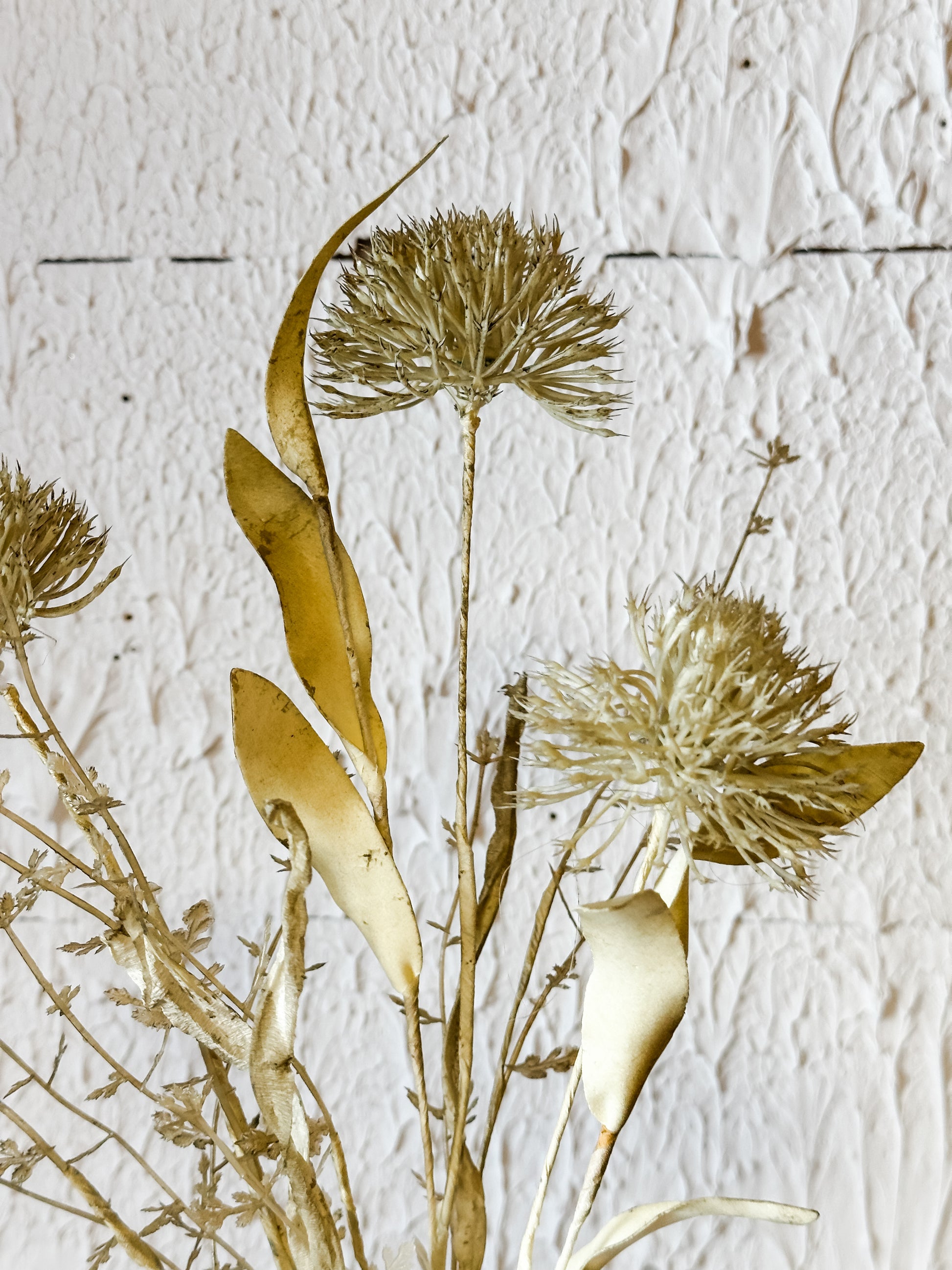 20.5" High Fernwood Wild Leek Spray at the Rustic Barn in Killingworth, CT