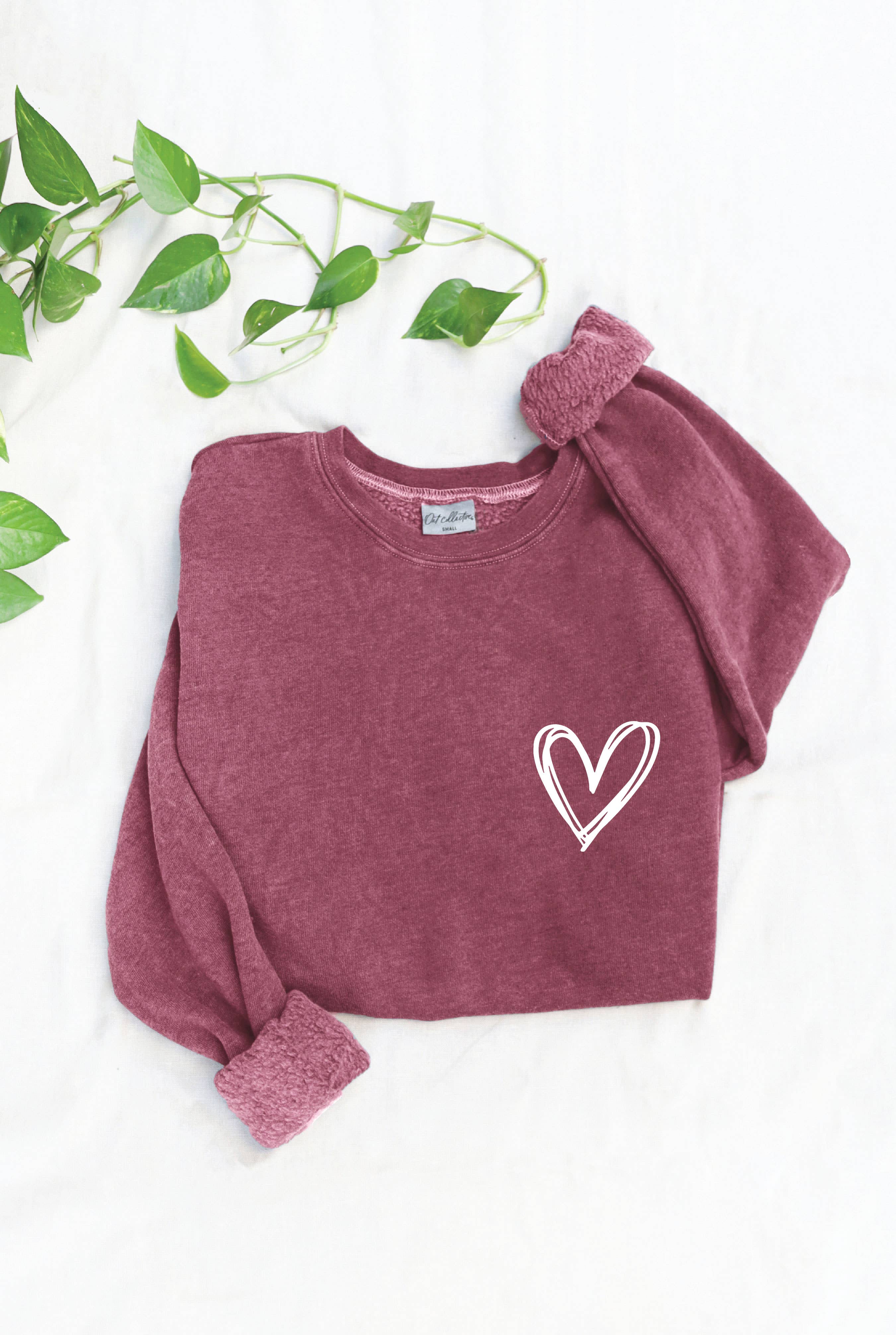 HEART Mineral Graphic Sweatshirt