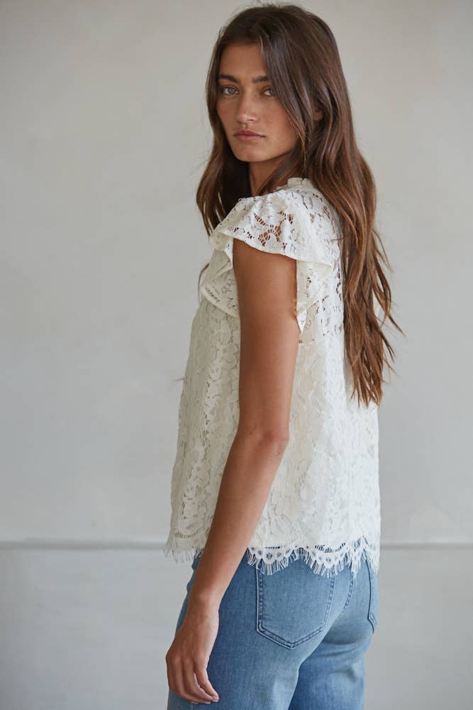 cotton lace button down top front tie at the rustic barn in Killingworth ct