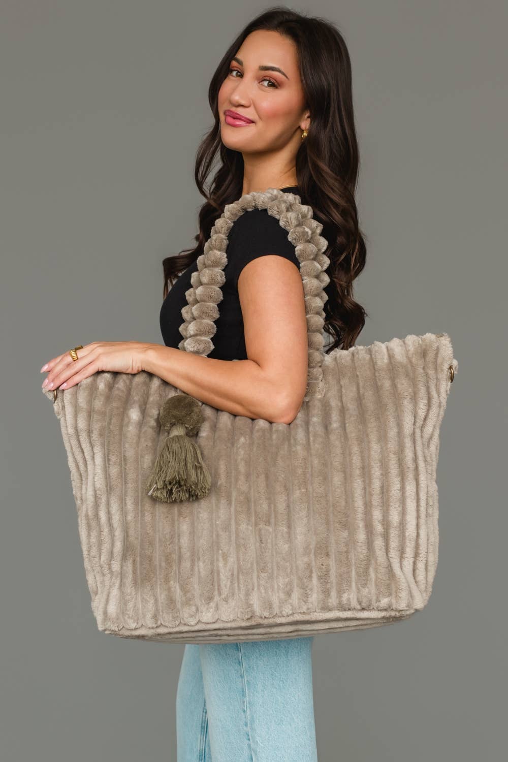 Gray Cloud-Soft Ribbed Oversized Tote at the rustic barn in killingworth ct