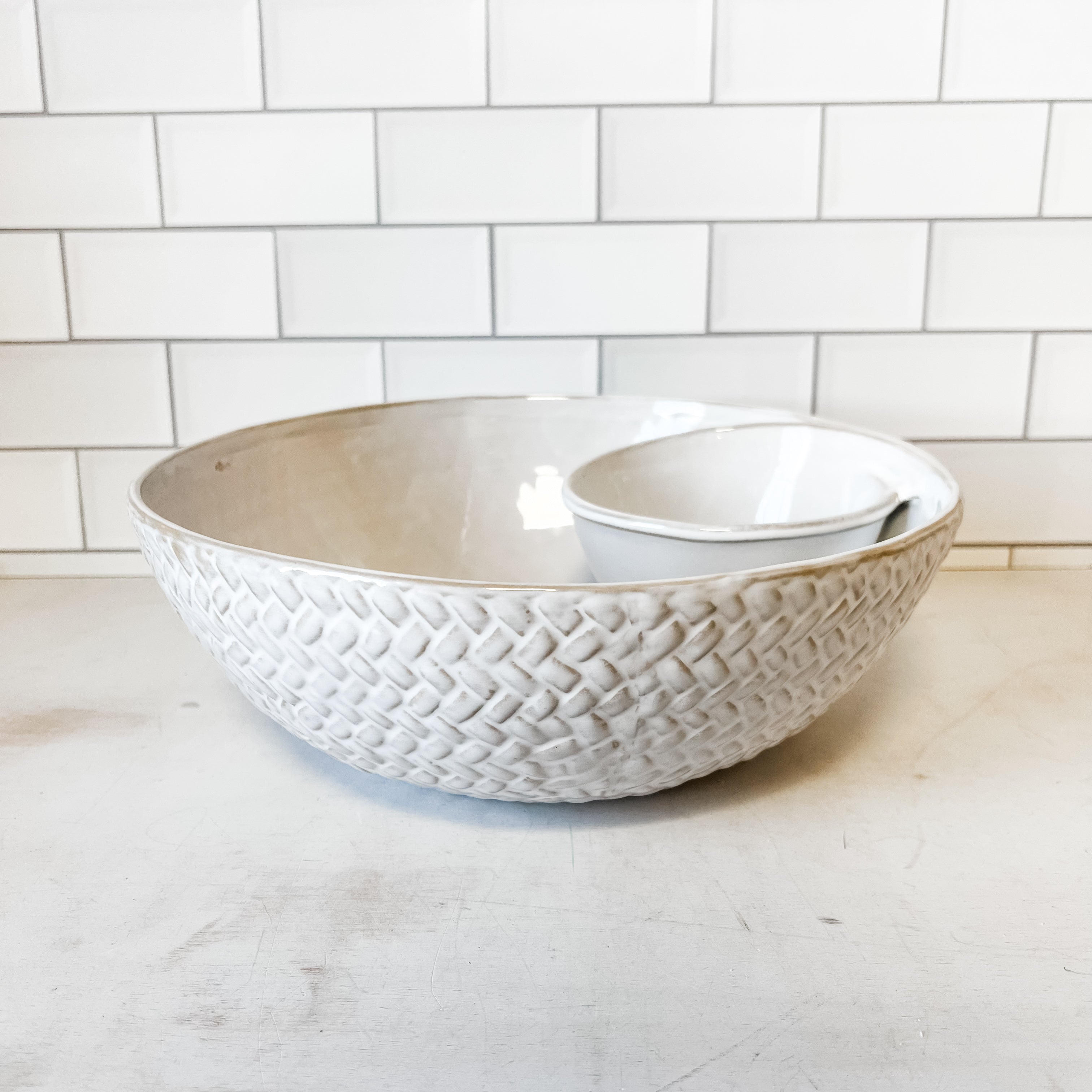 White textured chip and dip bowl the rustic barn ct