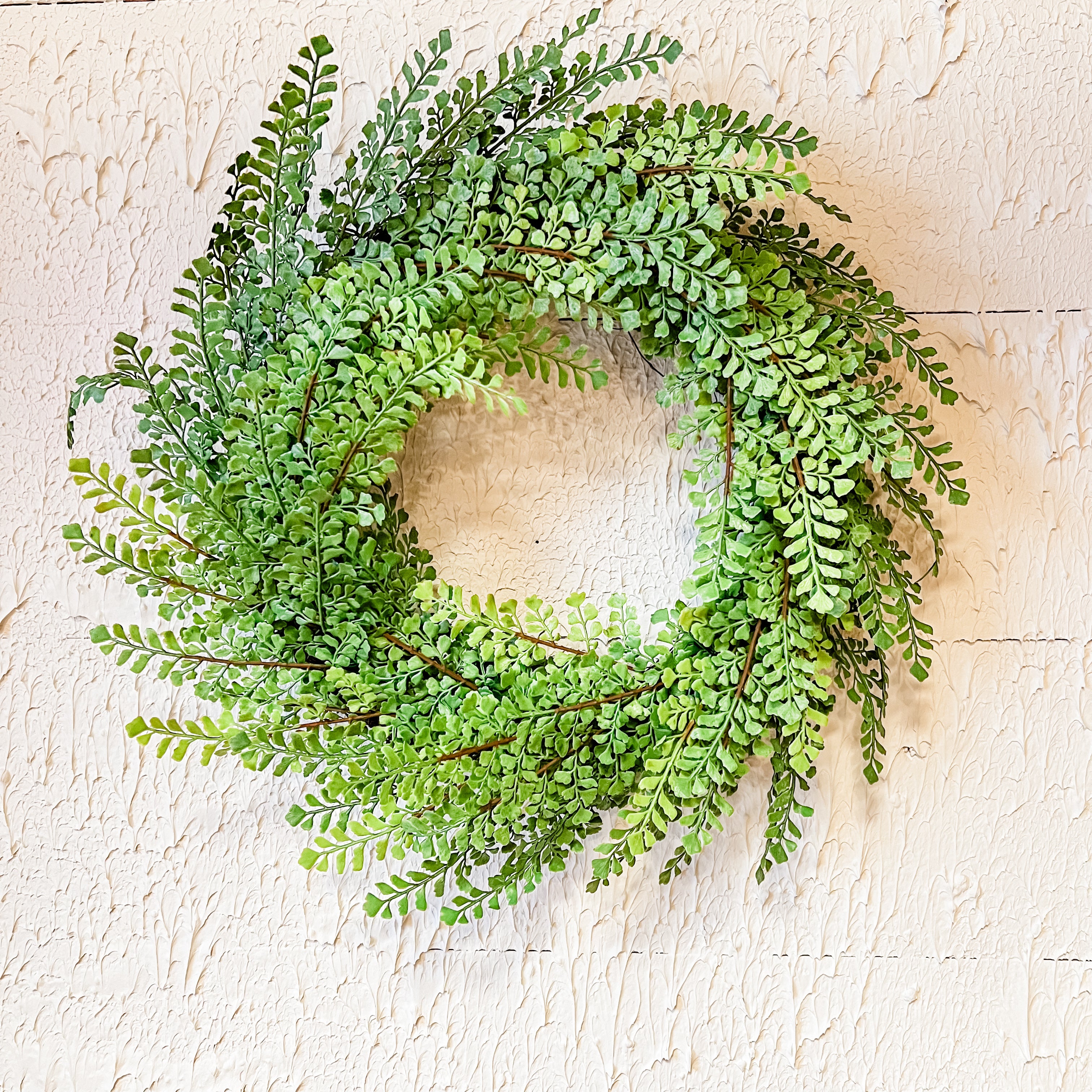 Soft maiden fern 24” spring wreath the rustic barn ct
