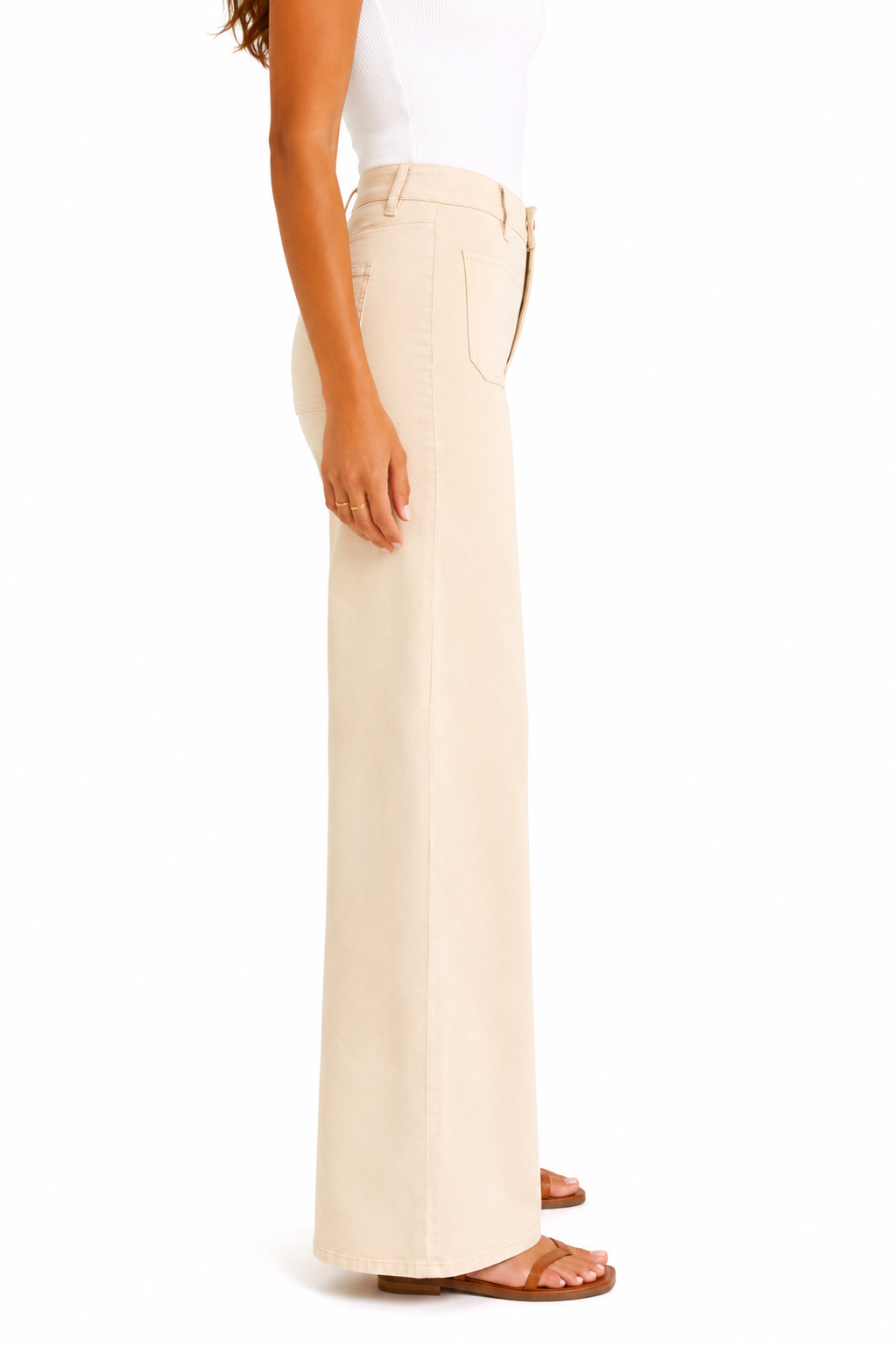 Luxe Wide Leg Patch Pocket Jeans Ecru at the rustic barn in killingworth ct