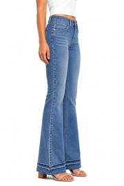 Slim Bootcut Jeans with Cuffed Release Hem – Yatesville Medium Wash at the rustic barn in killingworth ct