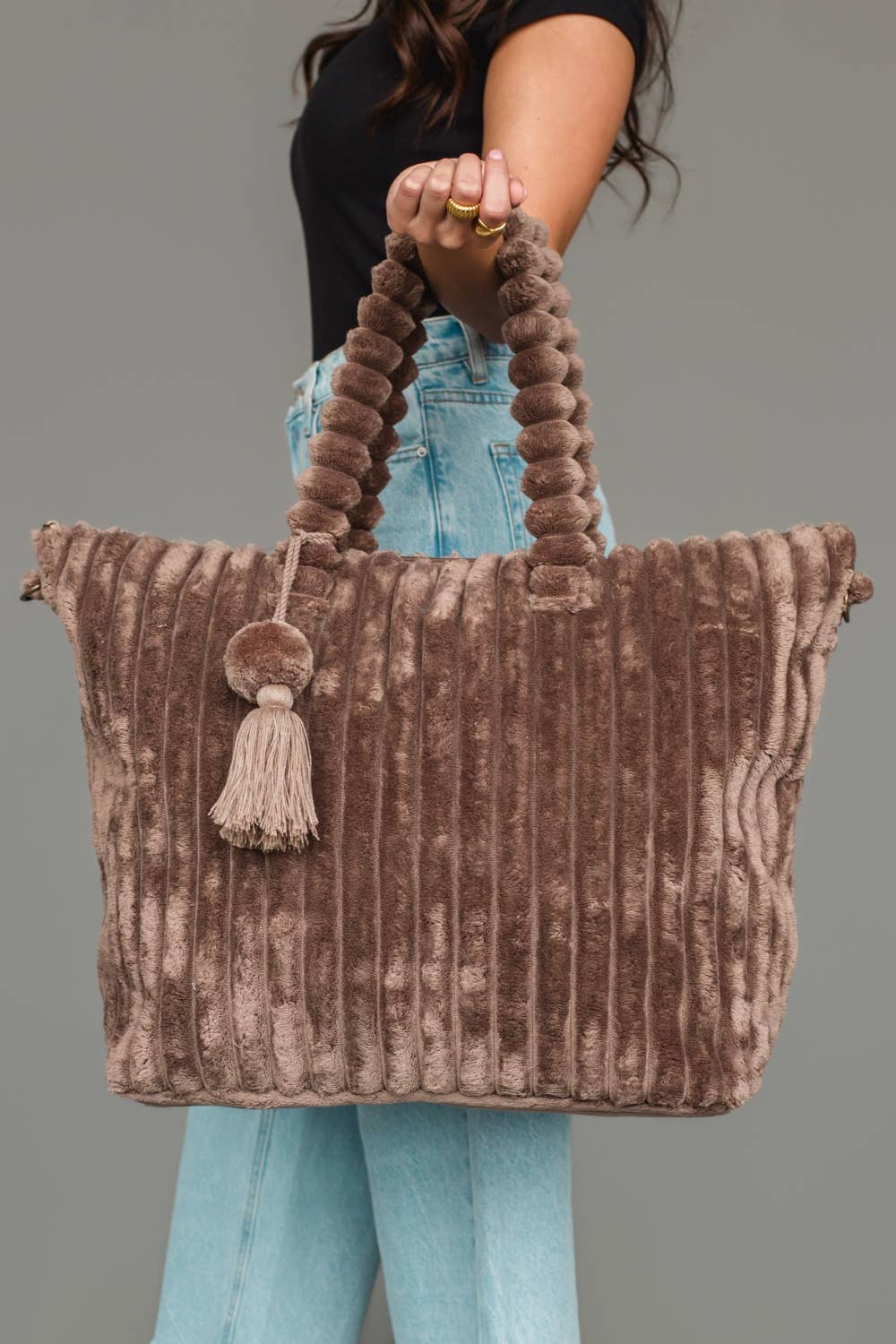 The Plush Ribbed Oversized Tote Chocolate Brown at the rustic barn in killingworth ct