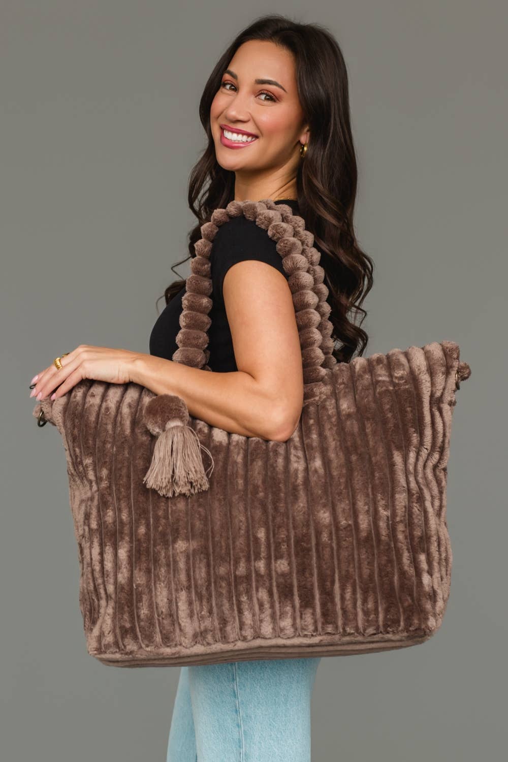 The Plush Ribbed Oversized Tote Chocolate Brown at the rustic barn in killingworth ct