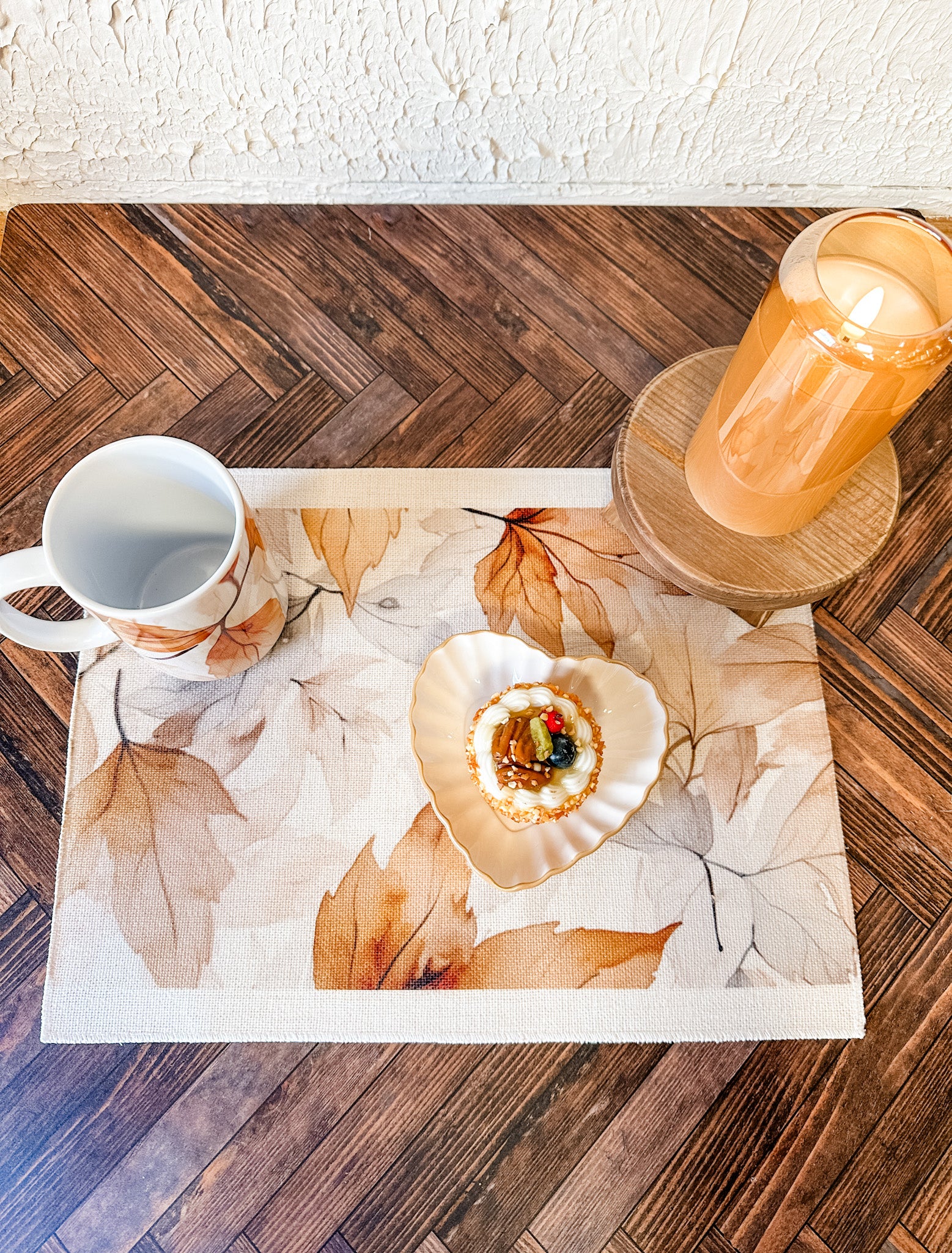 autumn orchards ivory botanical fall linen placemat at the rustic barn in killingworth ct