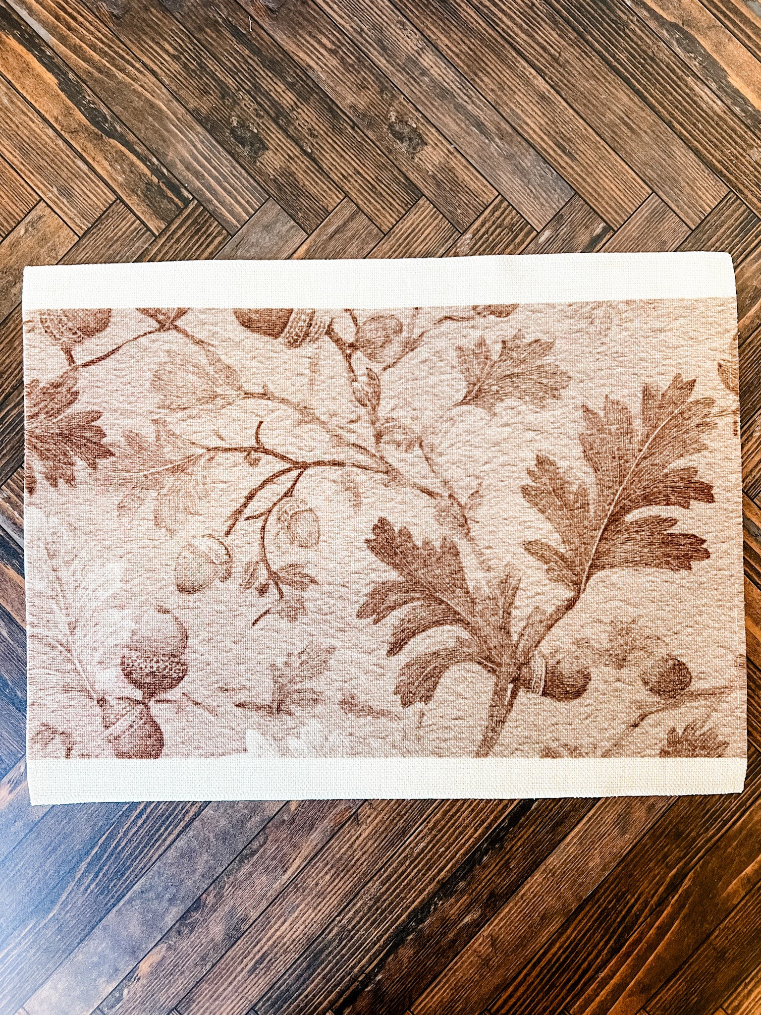 acorn and ivory botanical fall placemat at the rustic barn in killingworth ct