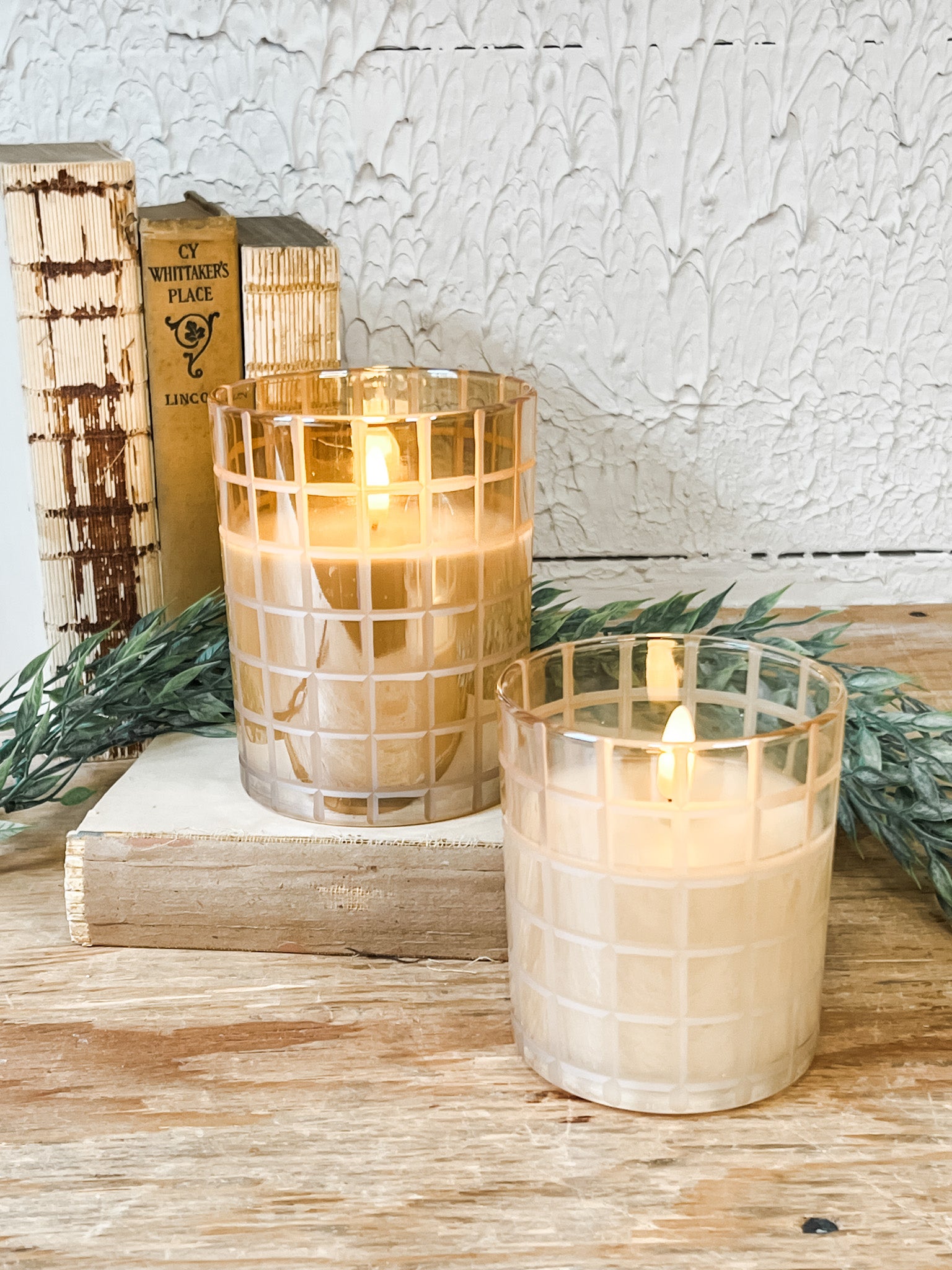 amber etched grid glass flameless candles at the rustic barn in killingworth ct