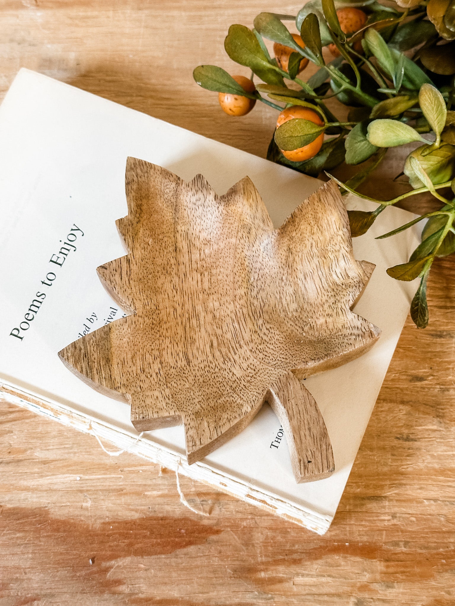 autumn wood leaf trinket tray at the rustic barn in killingworth ct