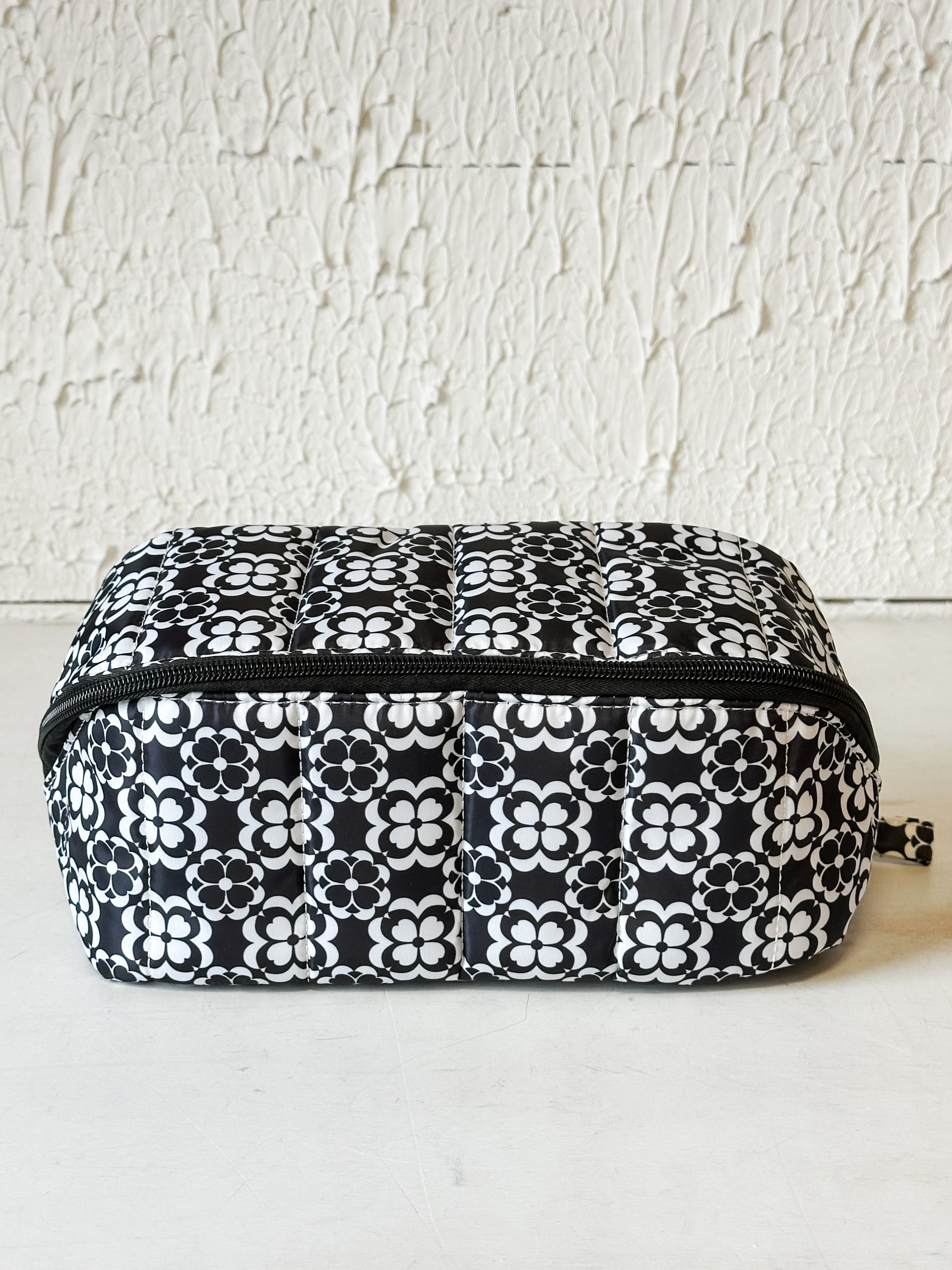 Travel Makeup & Cosmetic Organizer at the Rustic Barn in Killingworth, CT