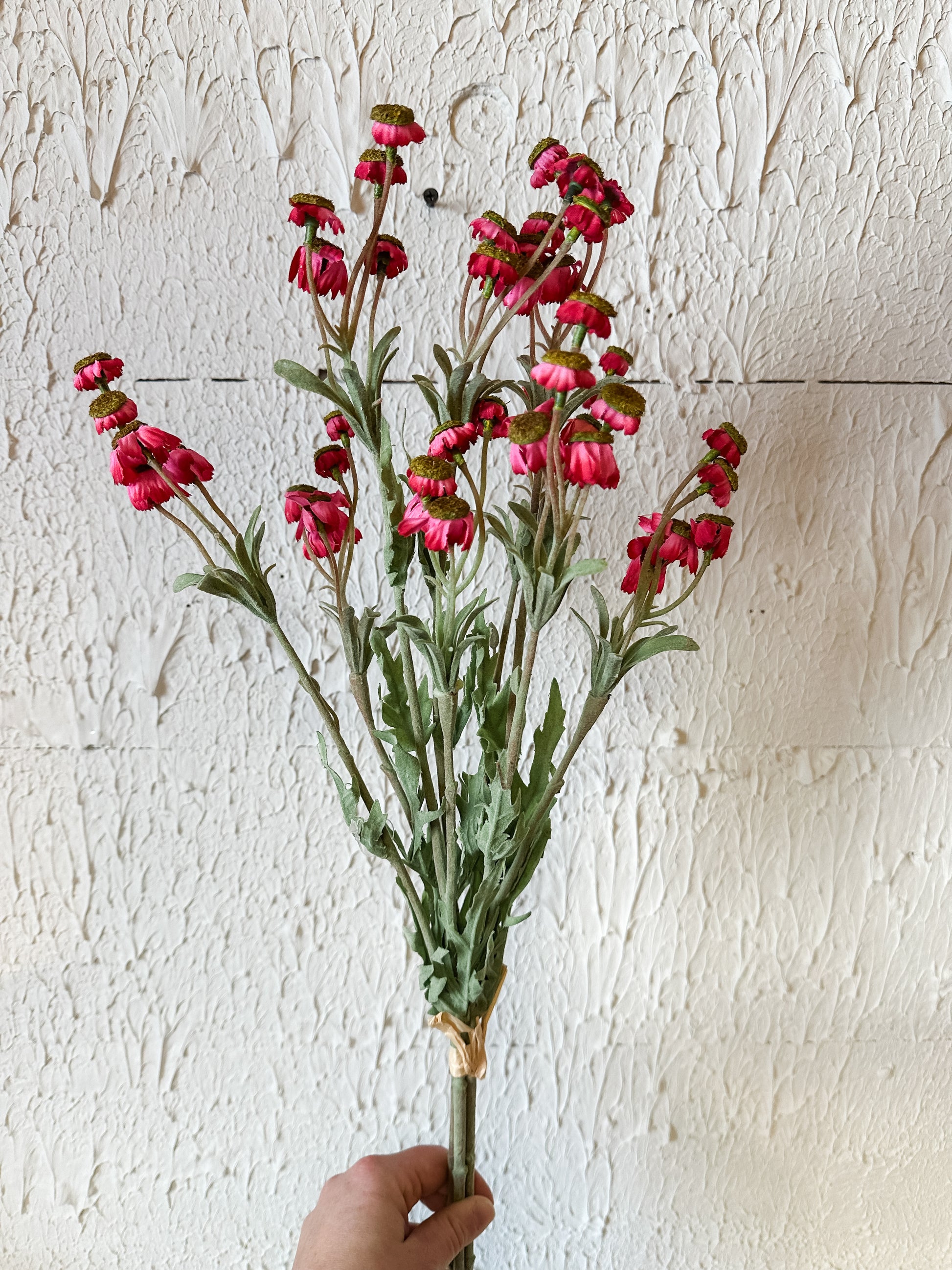 pink black eyed susan faux bundle at the Rustic Barn in Killingworth, CT
