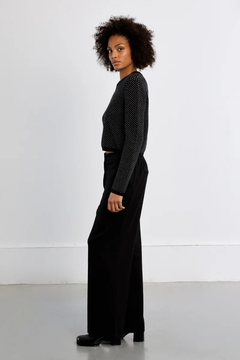 black wide leg trousers at the rustic barn in killingworth ct