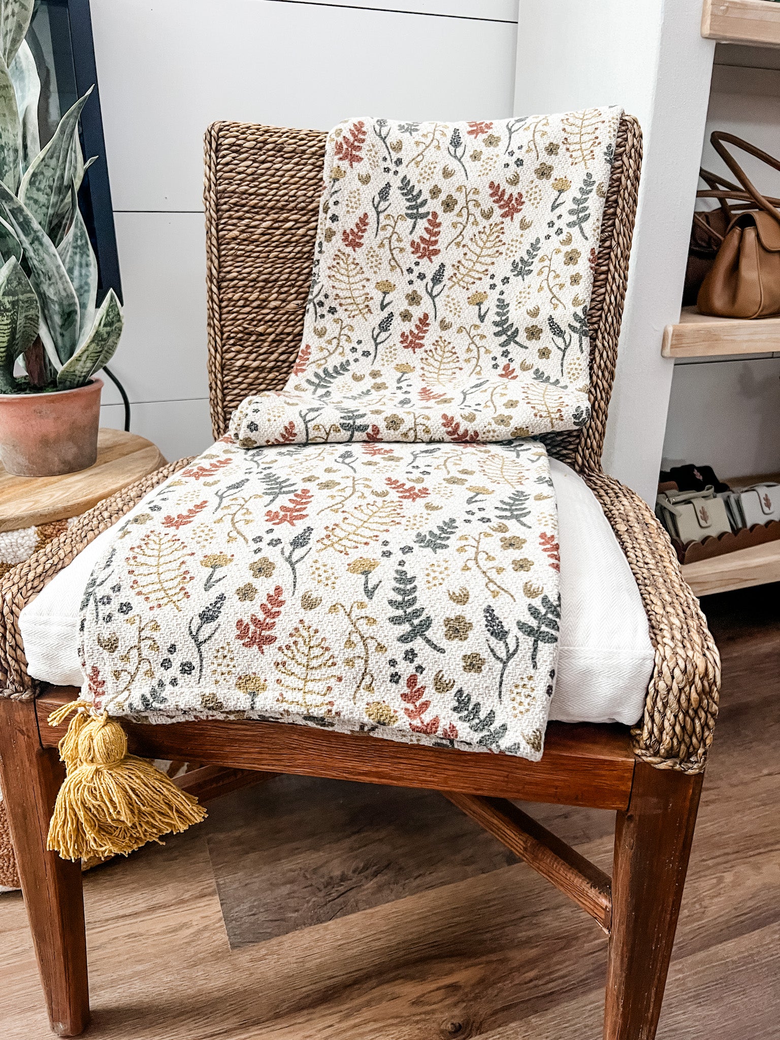 boho floral pattern cotton throw blanket with tassels at the rustic barn in killingworth ct