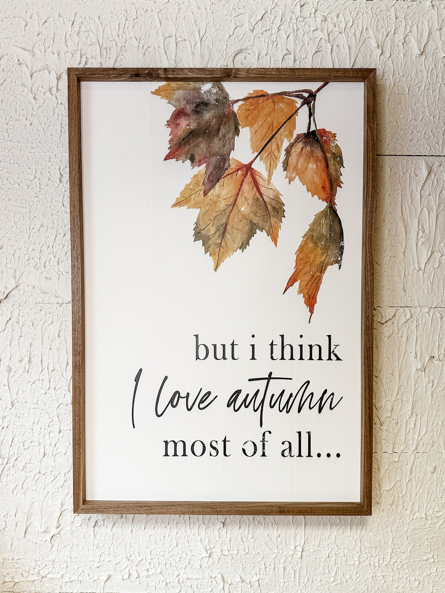 fall wooden wall decor at the rustic barn in Killingworth ct
