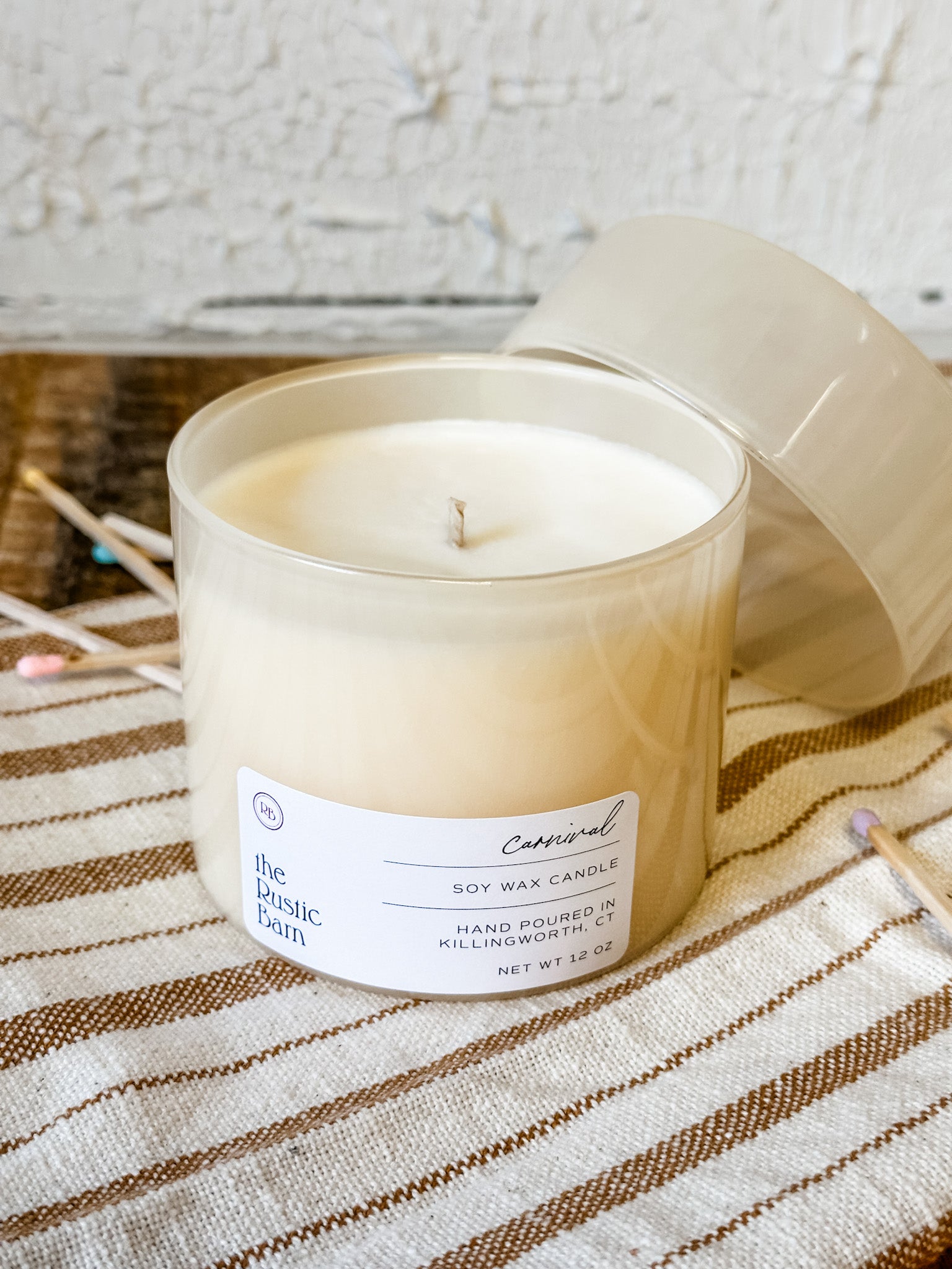 hand poured soy caramel and butter cream soy candle at the rustic barn in killingworth ct