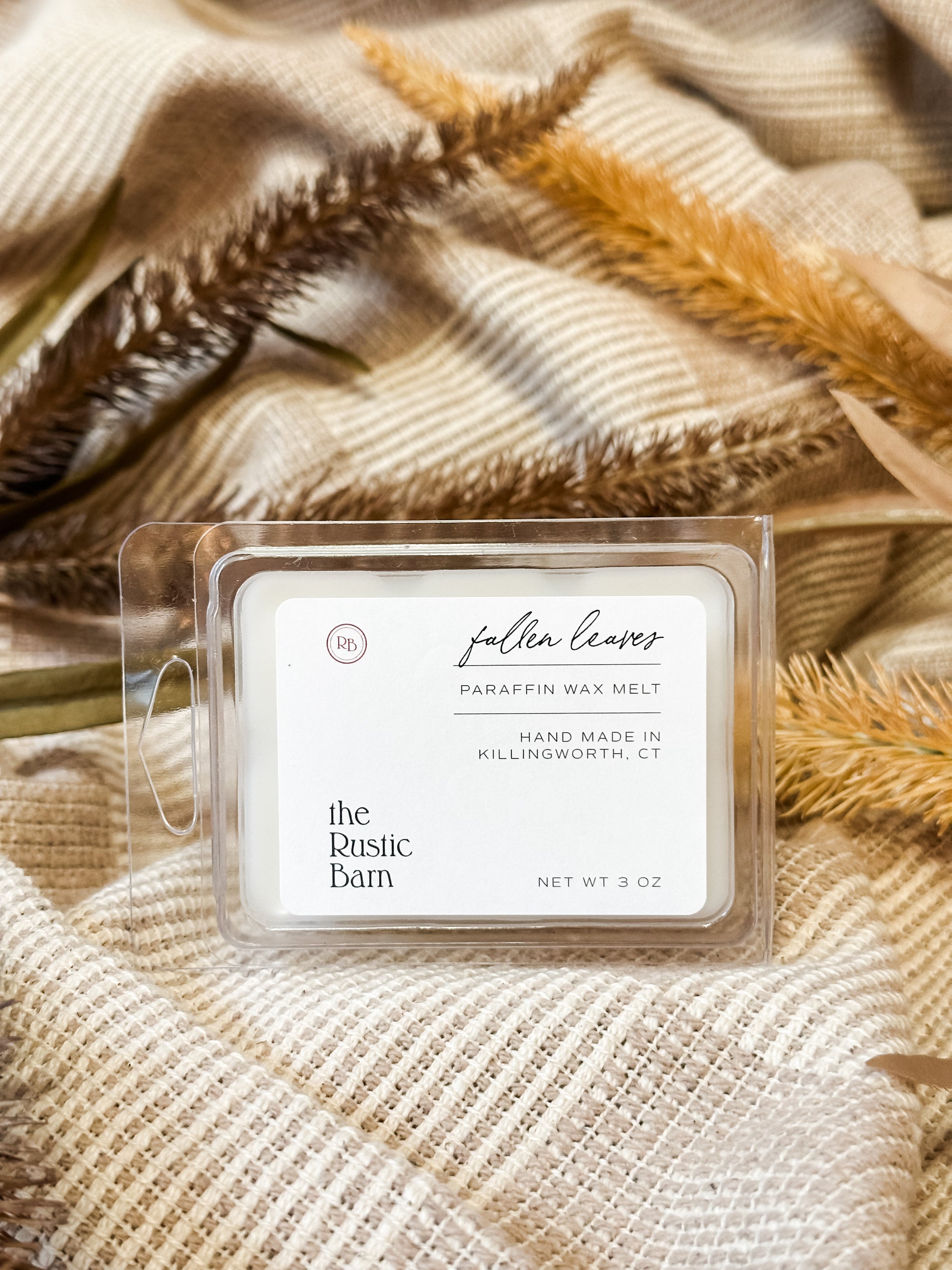 cinnamon apple and cedar hand-poured fall 3 ounce soy wax melt at The Rustic Barn in Killingworth CT