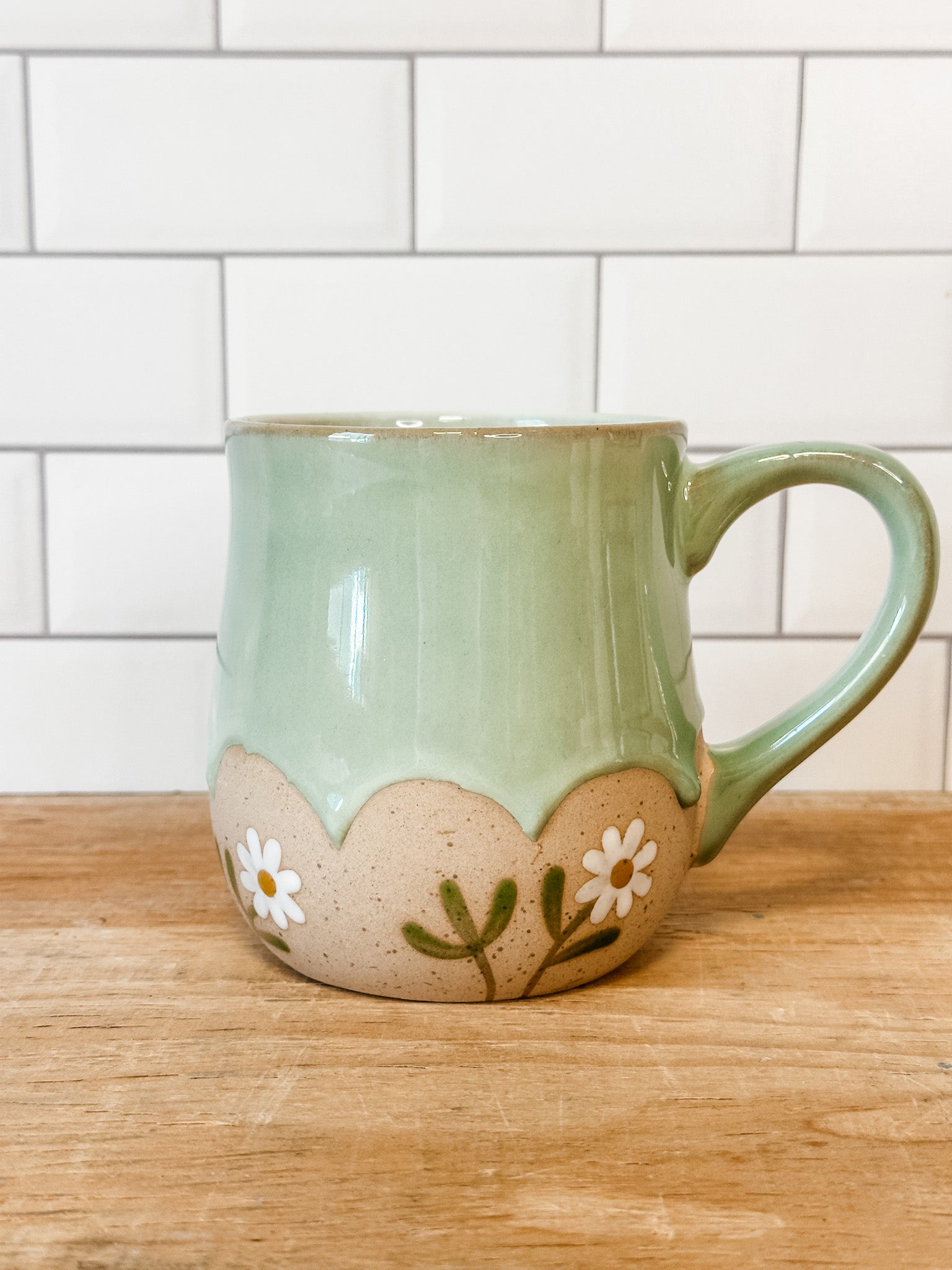 green and tan cottage bloom daisy mug at the rustic barn in killingworth ct