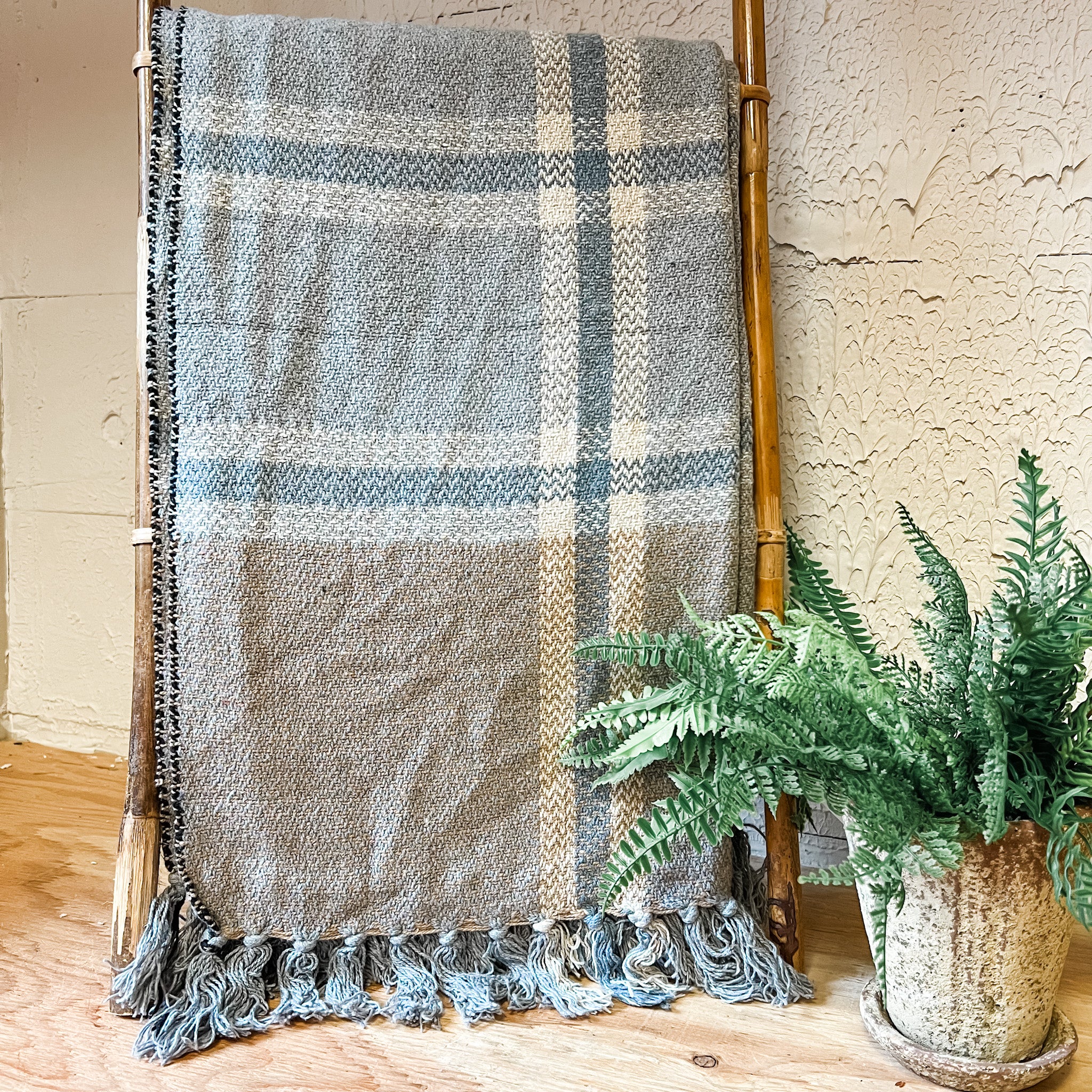 Cotton Blend Blue Plaid Throw