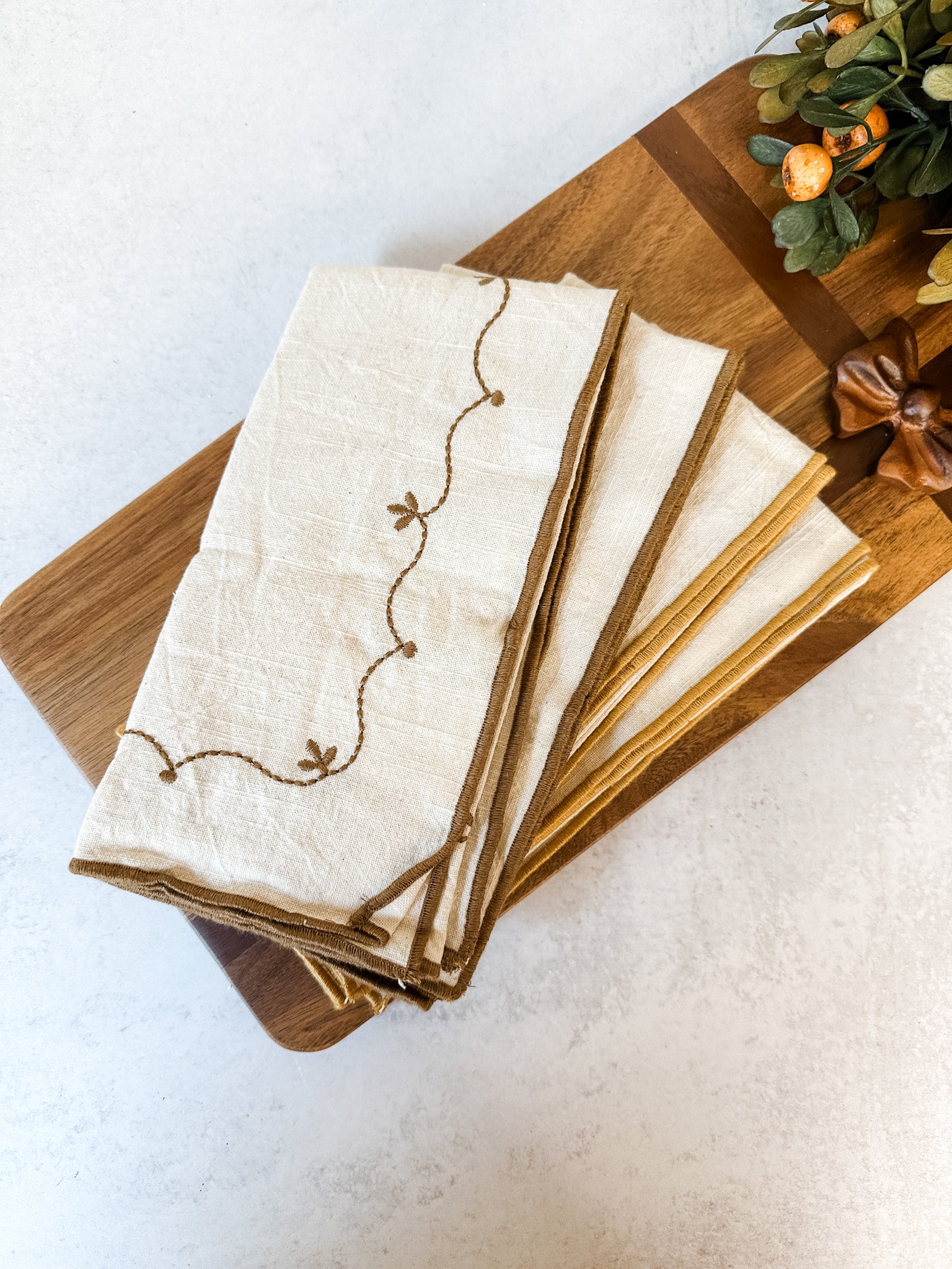 cotton napkins floral embroidery set at the rustic barn in killingworth ct