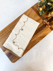 cotton napkins floral embroidery set at the rustic barn in killingworth ct
