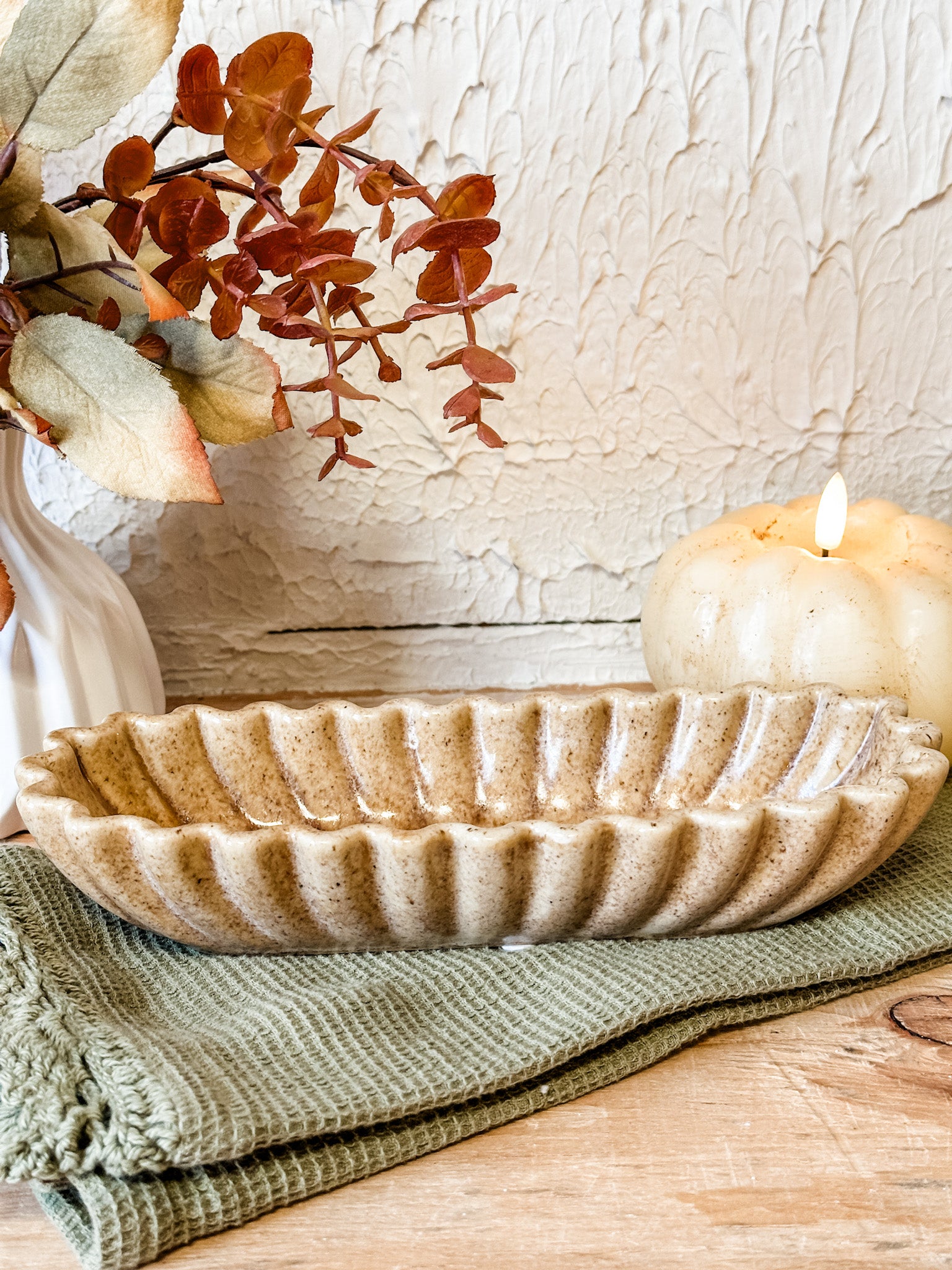 9 inch cream ceramic scalloped edge tray at the rustic barn in killingworth ct