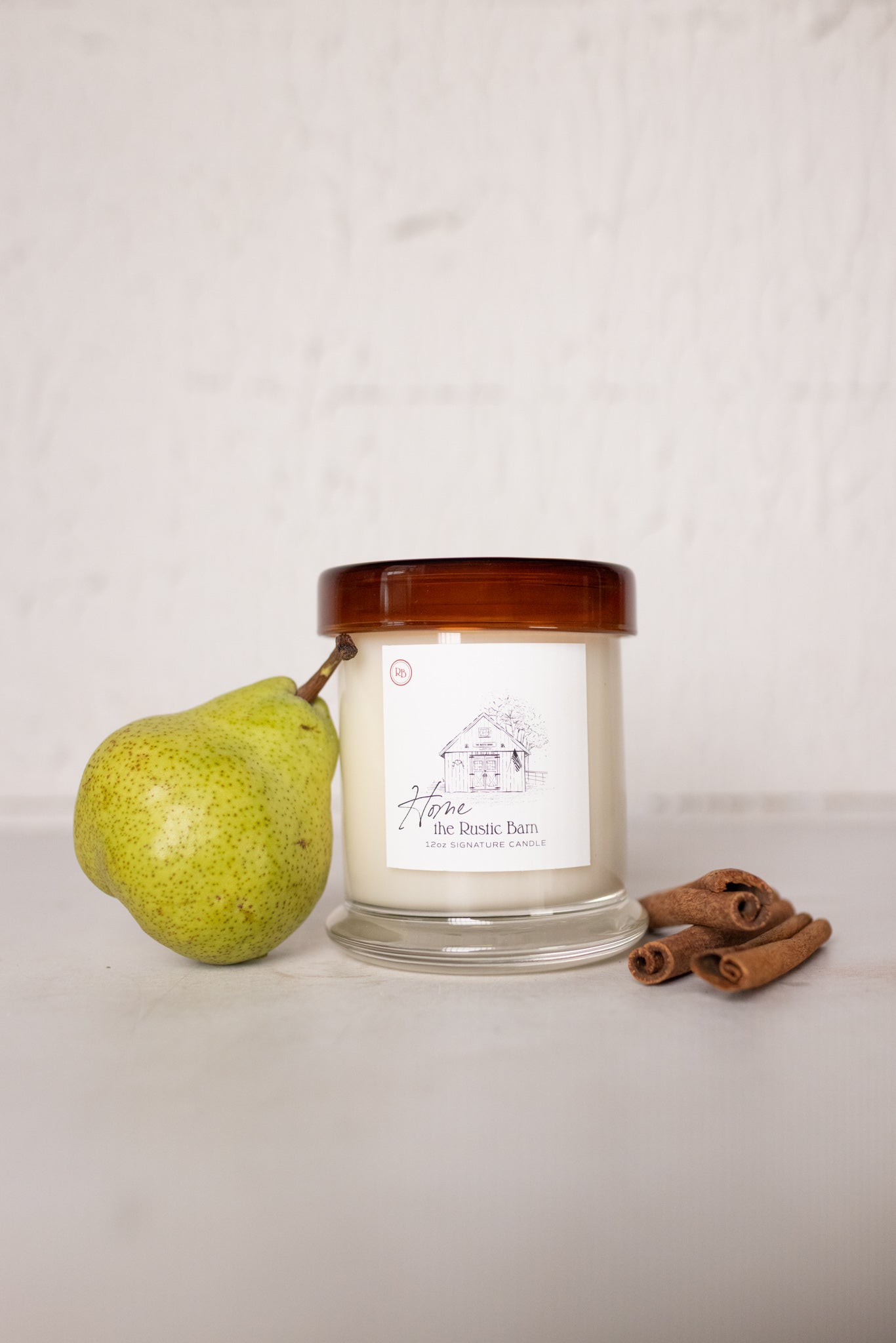 crisp pear and cinnamon hand poured soy candle at the rustic barn in Killingworth ct