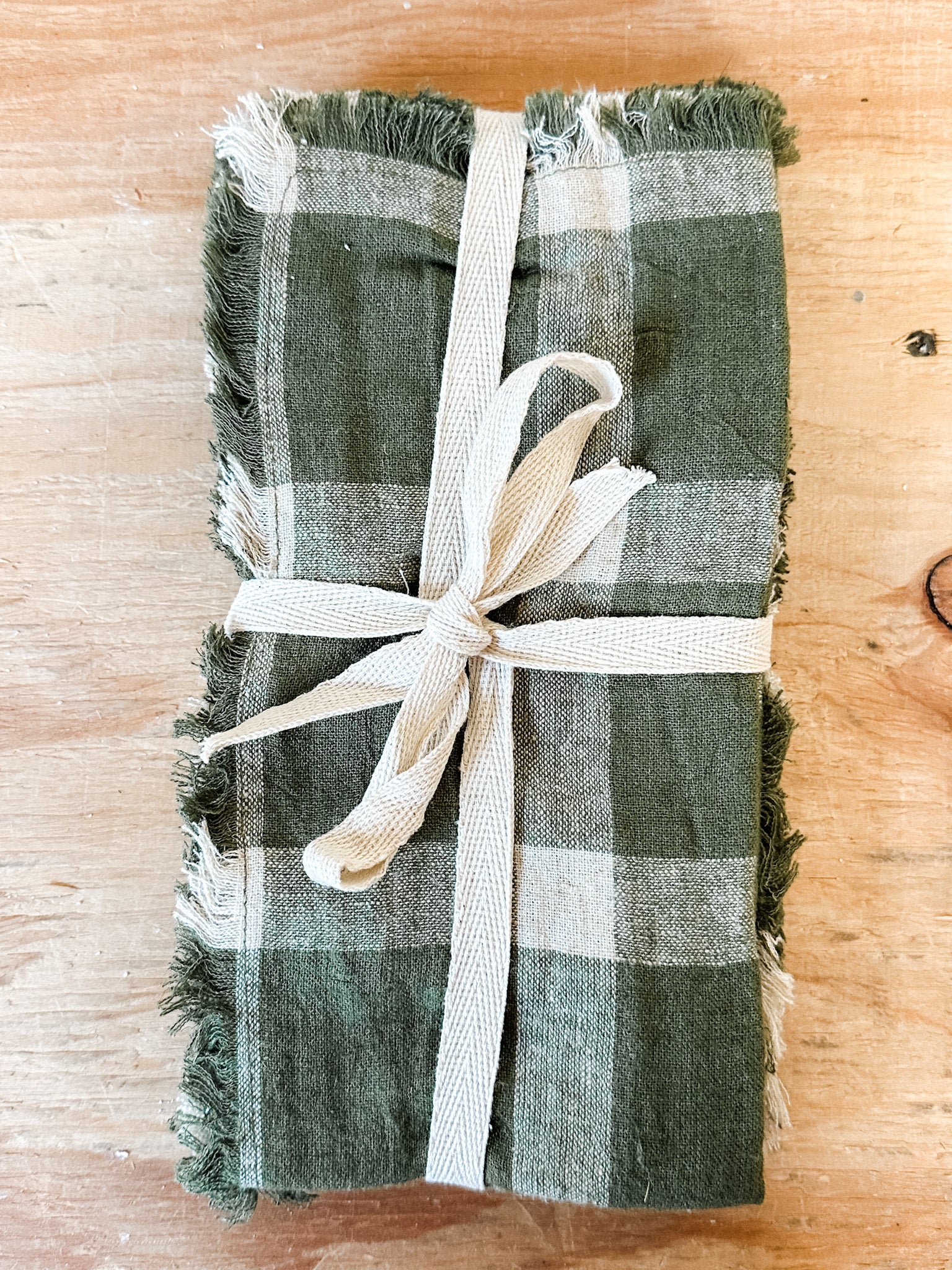 farmhouse plaid handwoven linen napkins with fringe at the rustic barn in killingworth ct