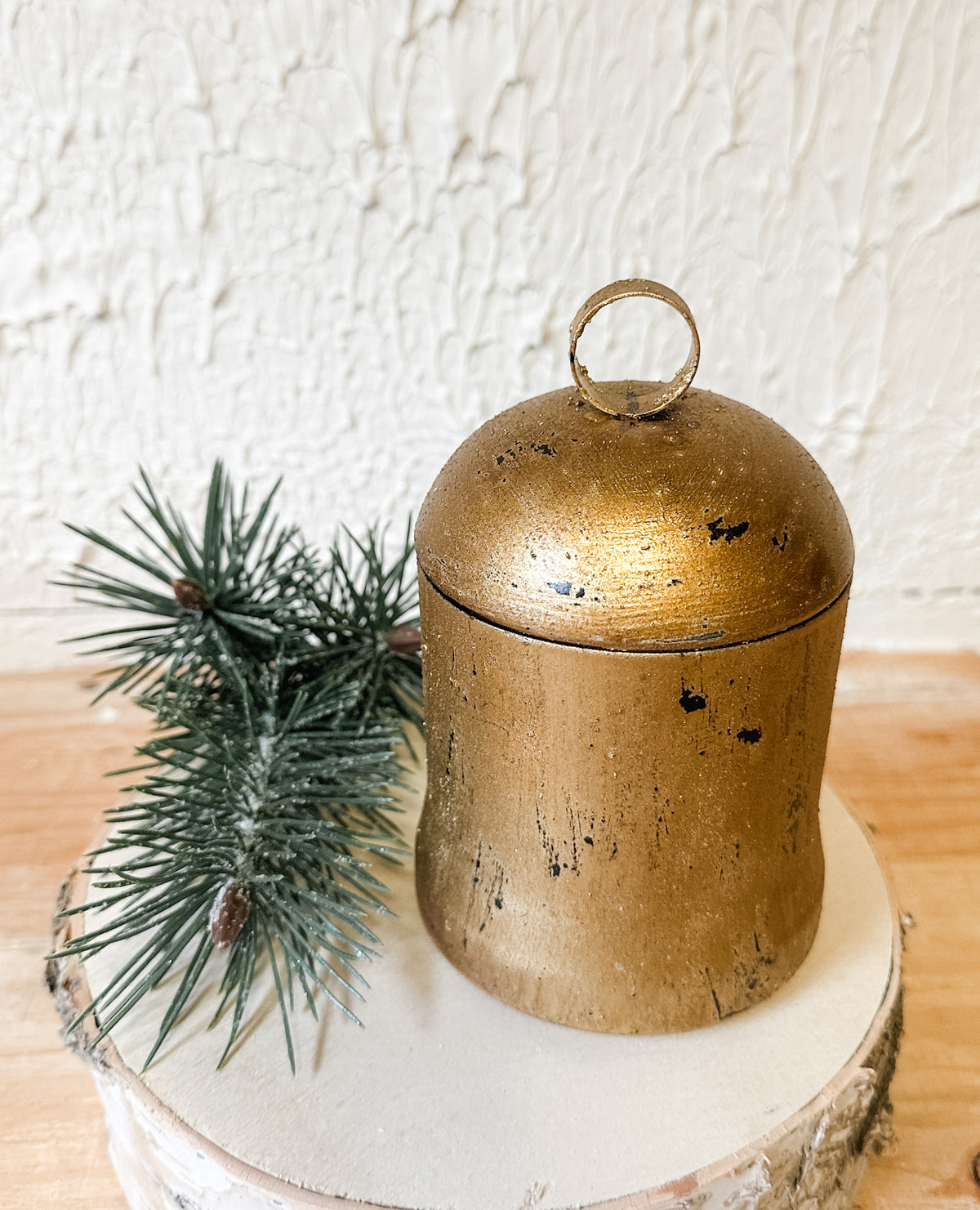 gold sleigh bell LED light for christmas at the rustic barn in killingworth, CT