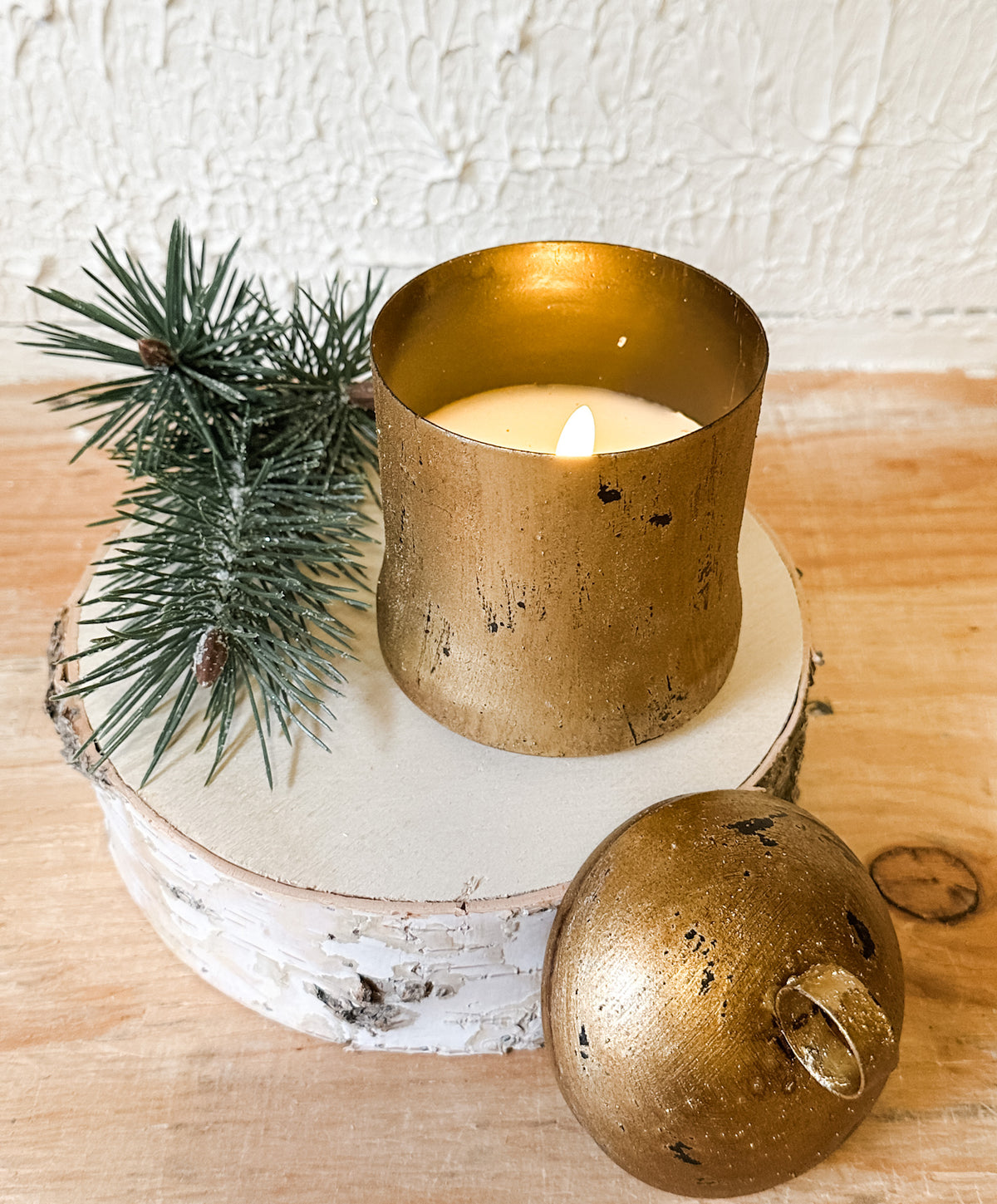 gold sleigh bell LED light for christmas at the rustic barn in killingworth, CT