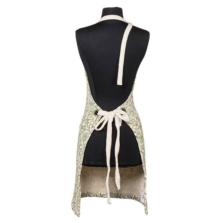 green floral cotton apron at the rustic barn in killingworth ct