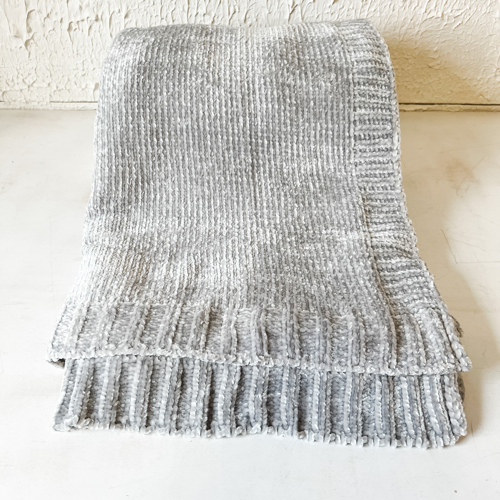 Knitted Grey Chenille Throw