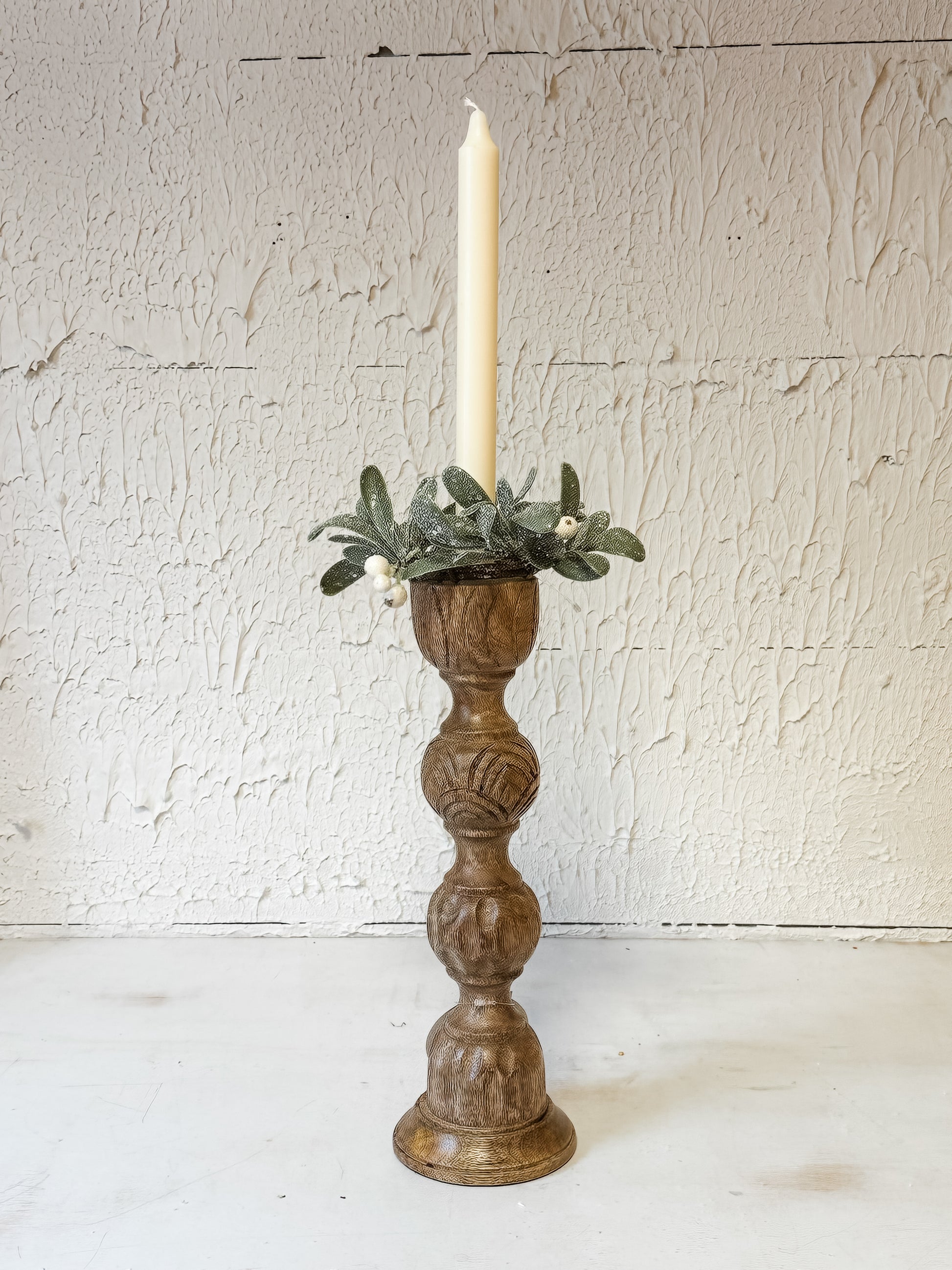 2.5 inch inner raunchy glittering mistletoe taper candle ring at The Rustic Barn in Killingworth CT