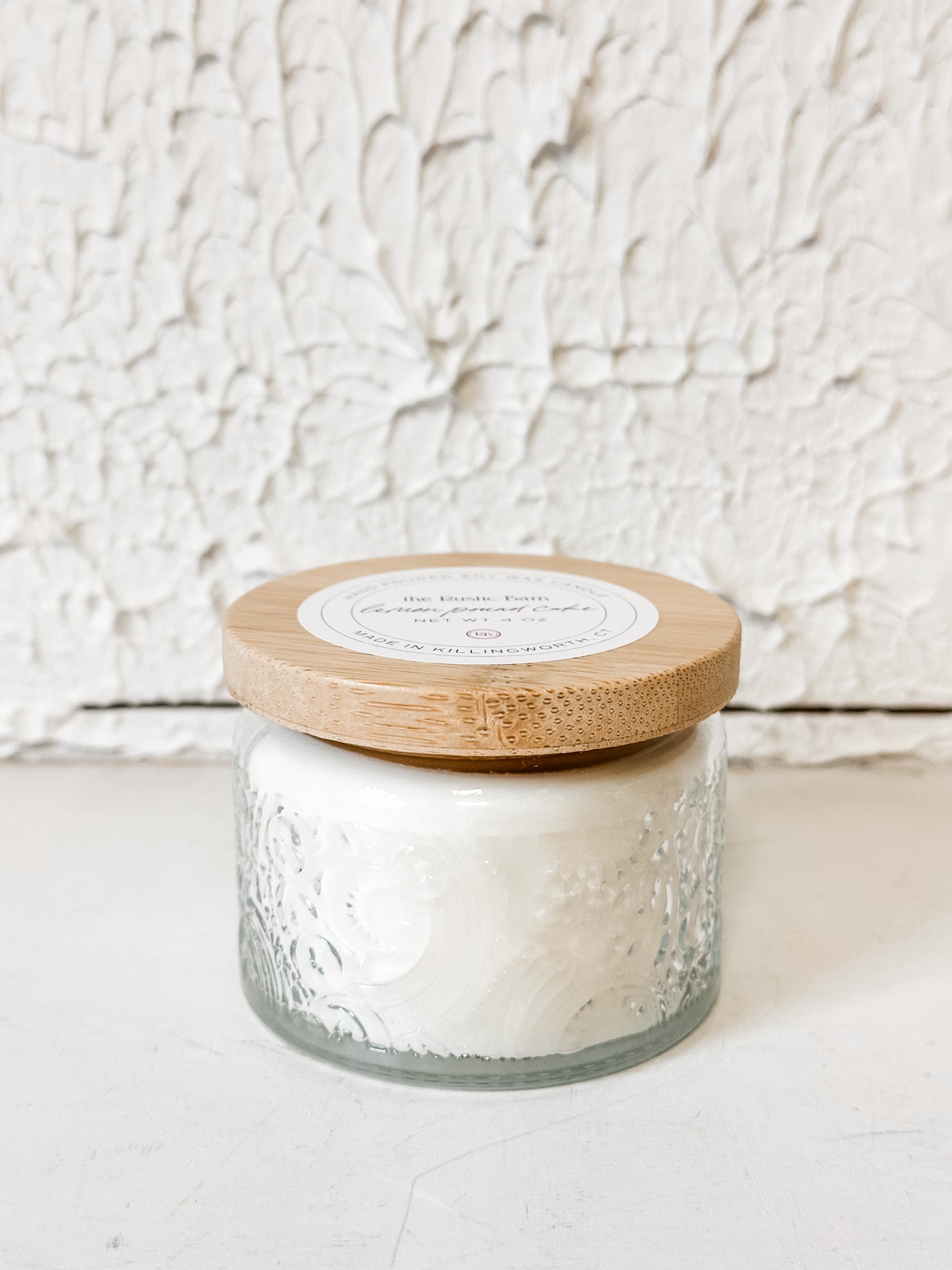 lemon pound cake 4oz soy candle at the rustic barn in killingworth ct
