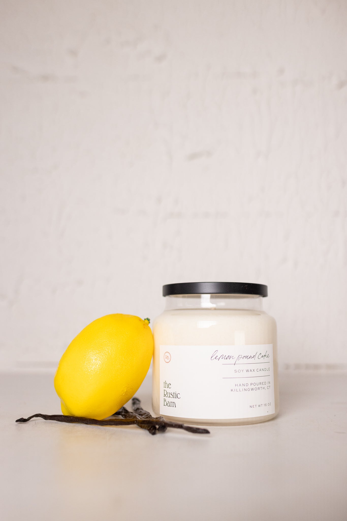 lemon pound cake hand poured soy candle at the rustic barn in Killingworth ct