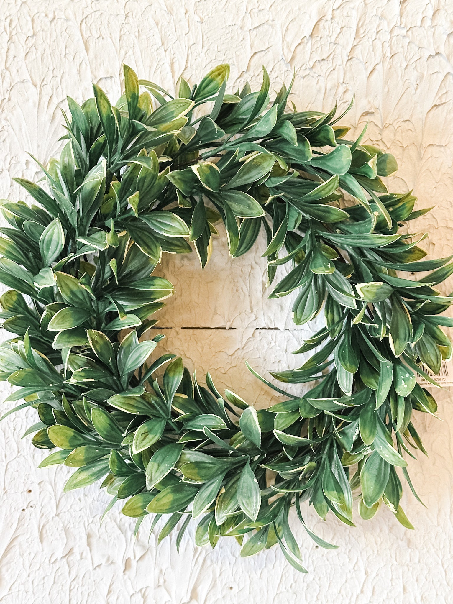 life like privet candle ring wreath at the rustic barn in Killingworth ct