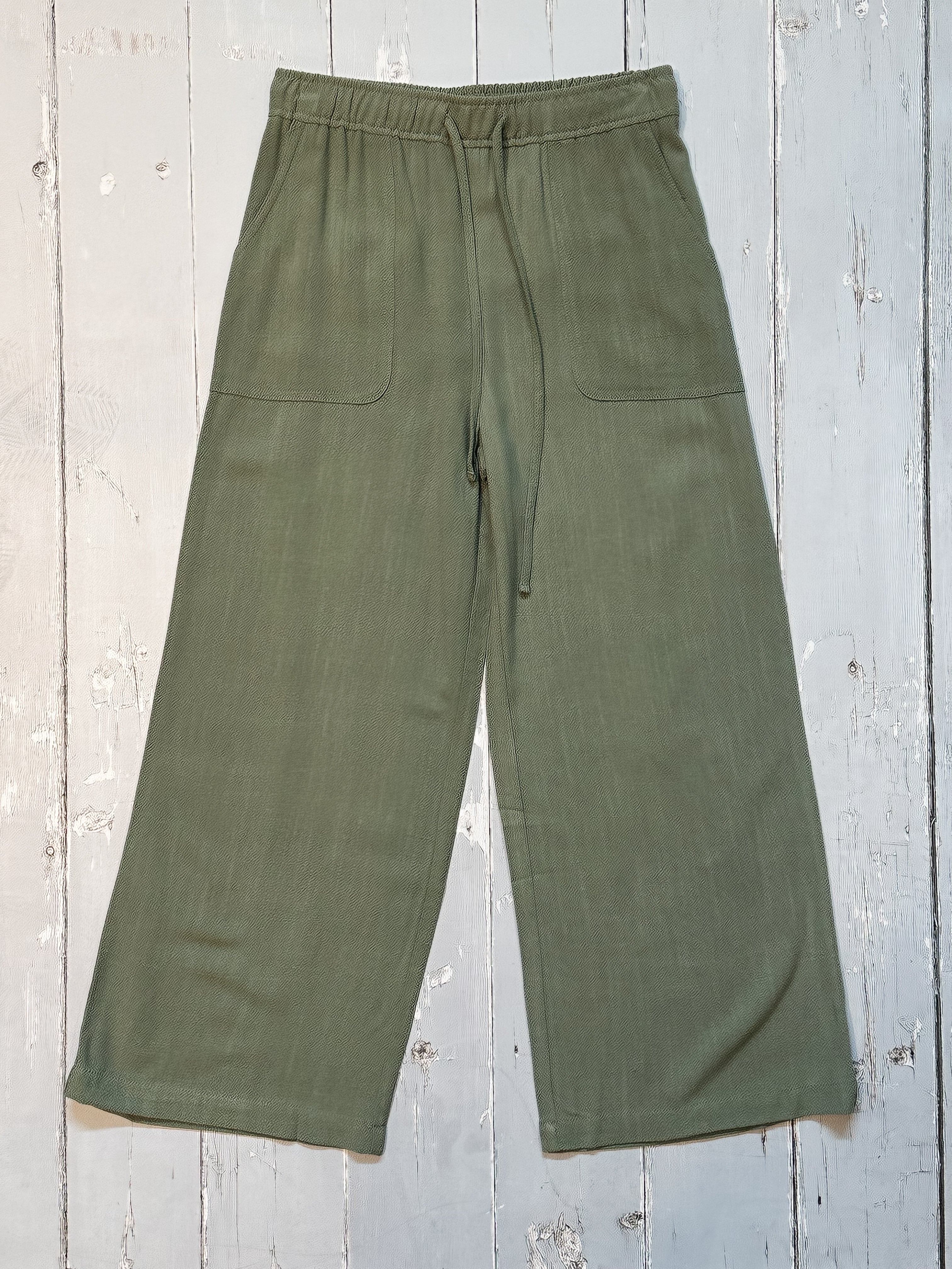 Linen Wide Leg Cropped Pants at the Rustic Barn in Killingworth, CT