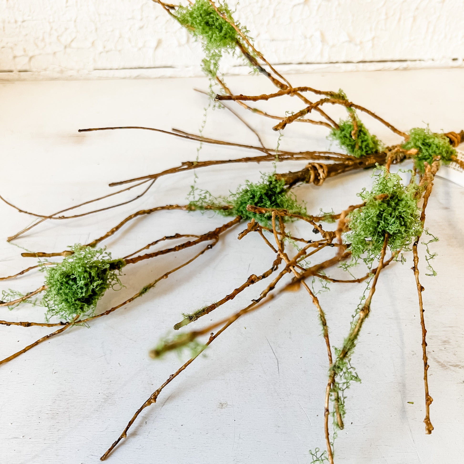 moss and twig faux spray at the rustic barn in killingworth ct