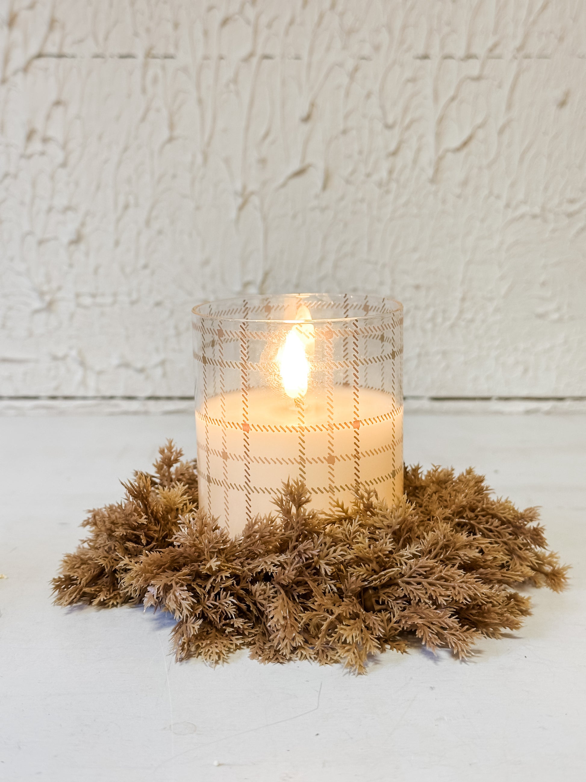 small plaid glass flameless candles at the Rustic Barn in Killingworth CT