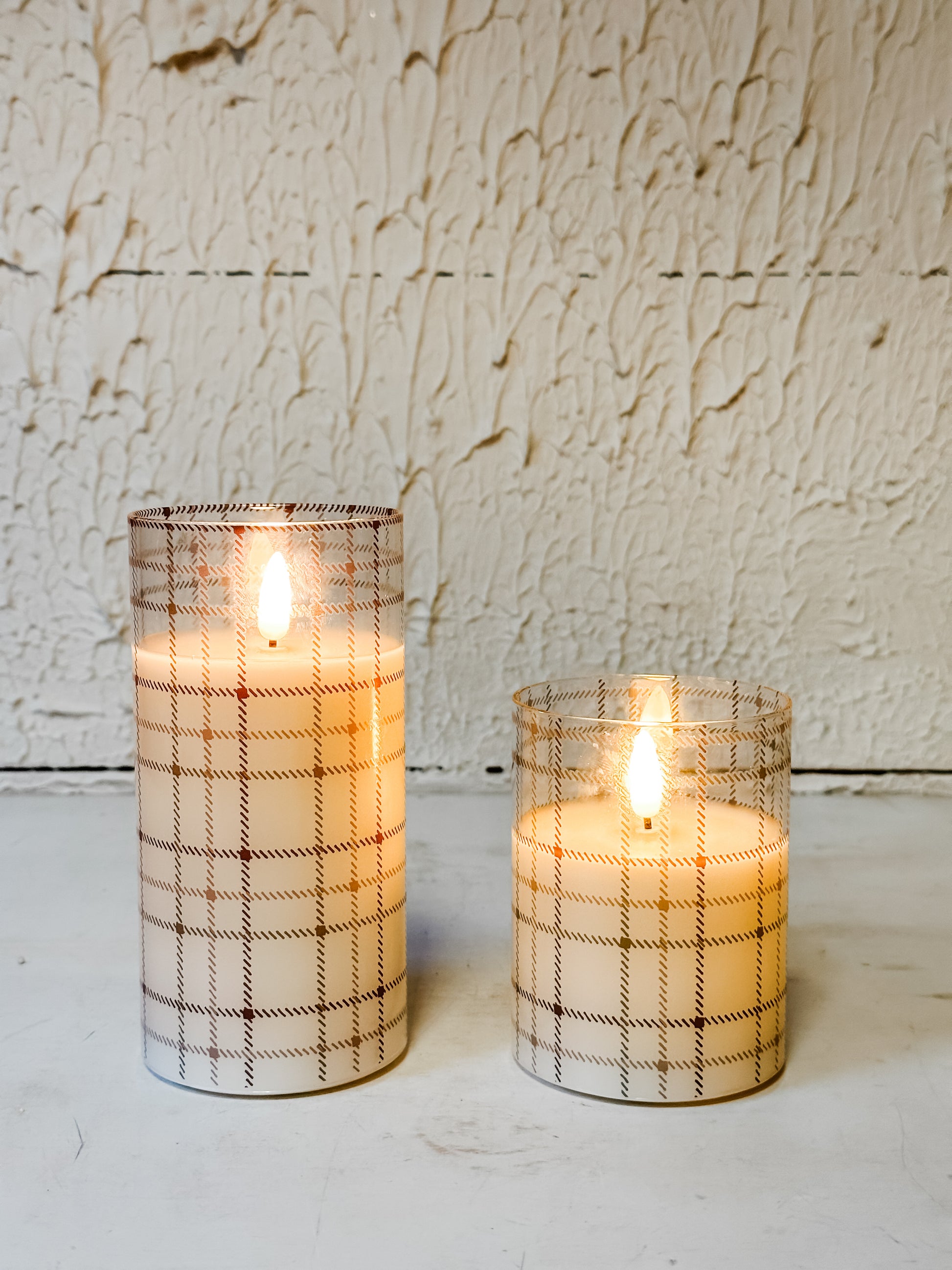 plaid glass flameless candles at the Rustic Barn in Killingworth CT