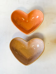 stoneware heart shaped bowls at the rustic barn in killingworth ct