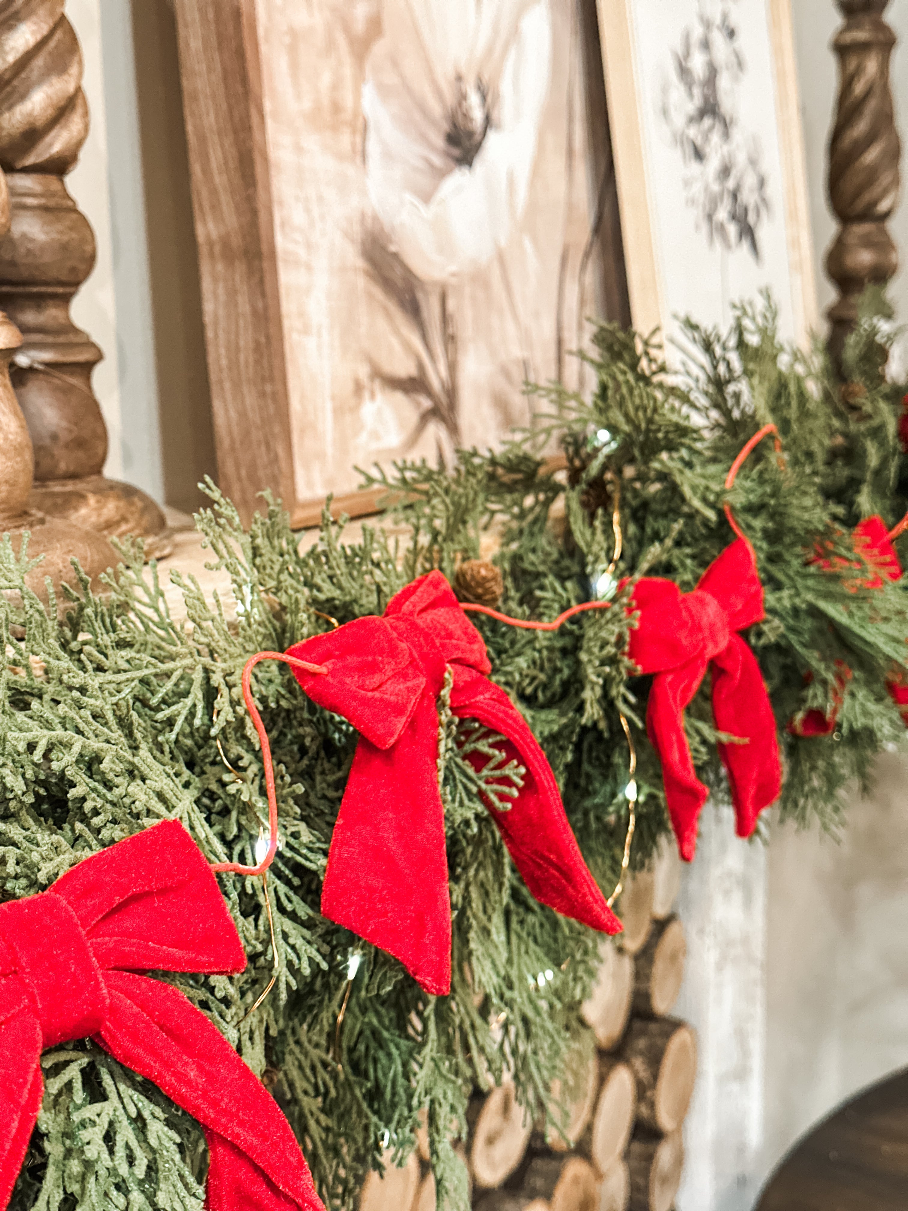 red velvet bow garland at The Rustic Barn in Killingworth CT