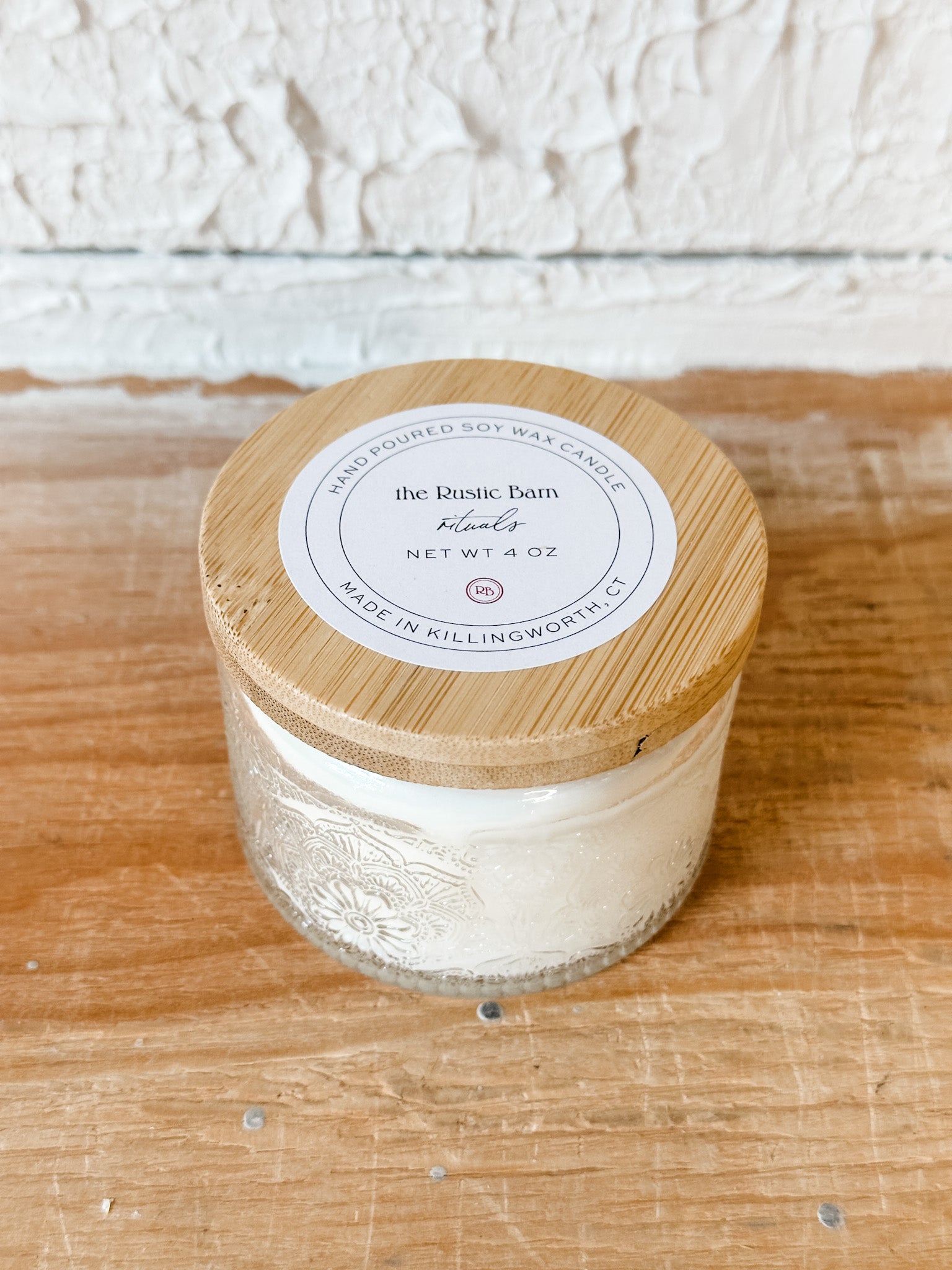 turmeric and vanilla scented hand poured soy candles at the rustic barn in Killingworth ct