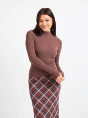 brown knit soft and stretchy ribbed brown mock neck top at the rustic barn in killingworth ct