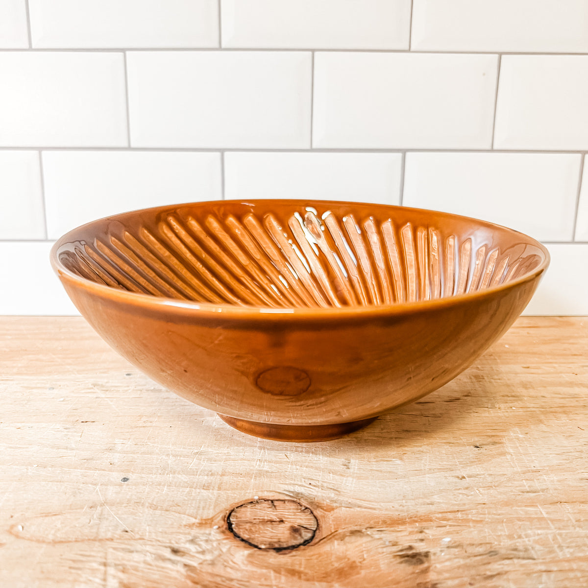 Round Stoneware Brown Bowl – The Rustic Barn