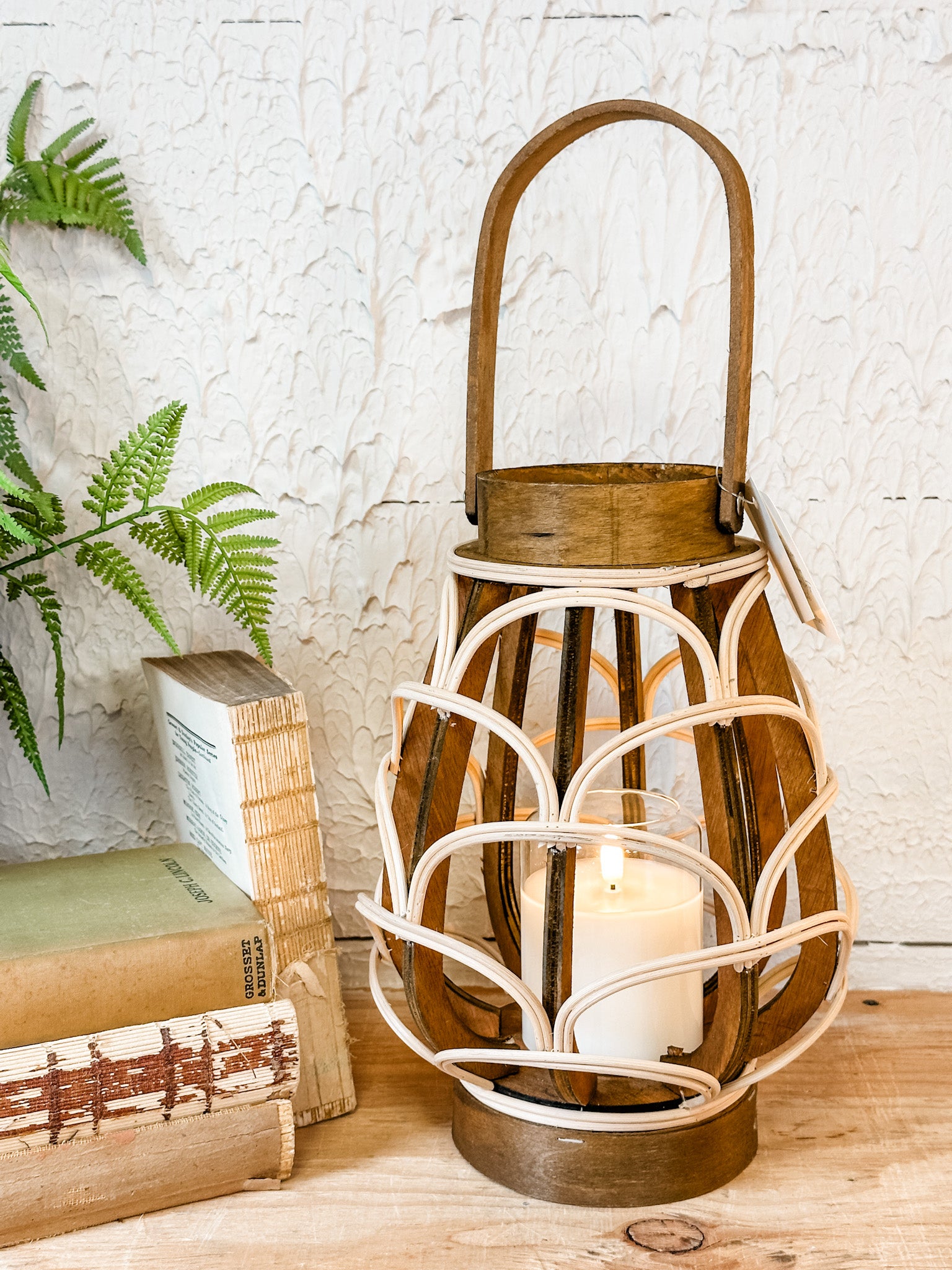 rustic wooden lanterns at the rustic barn in killingworth ct