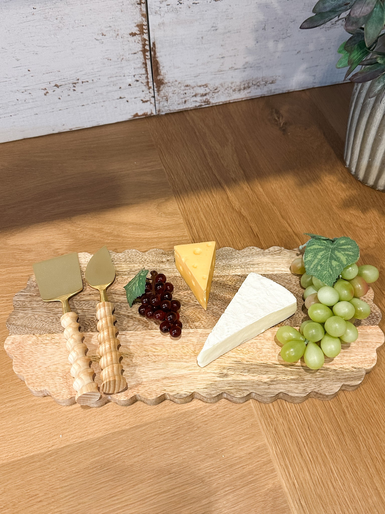 scalloped mango wood cheese board at the rustic barn in killingworth ct