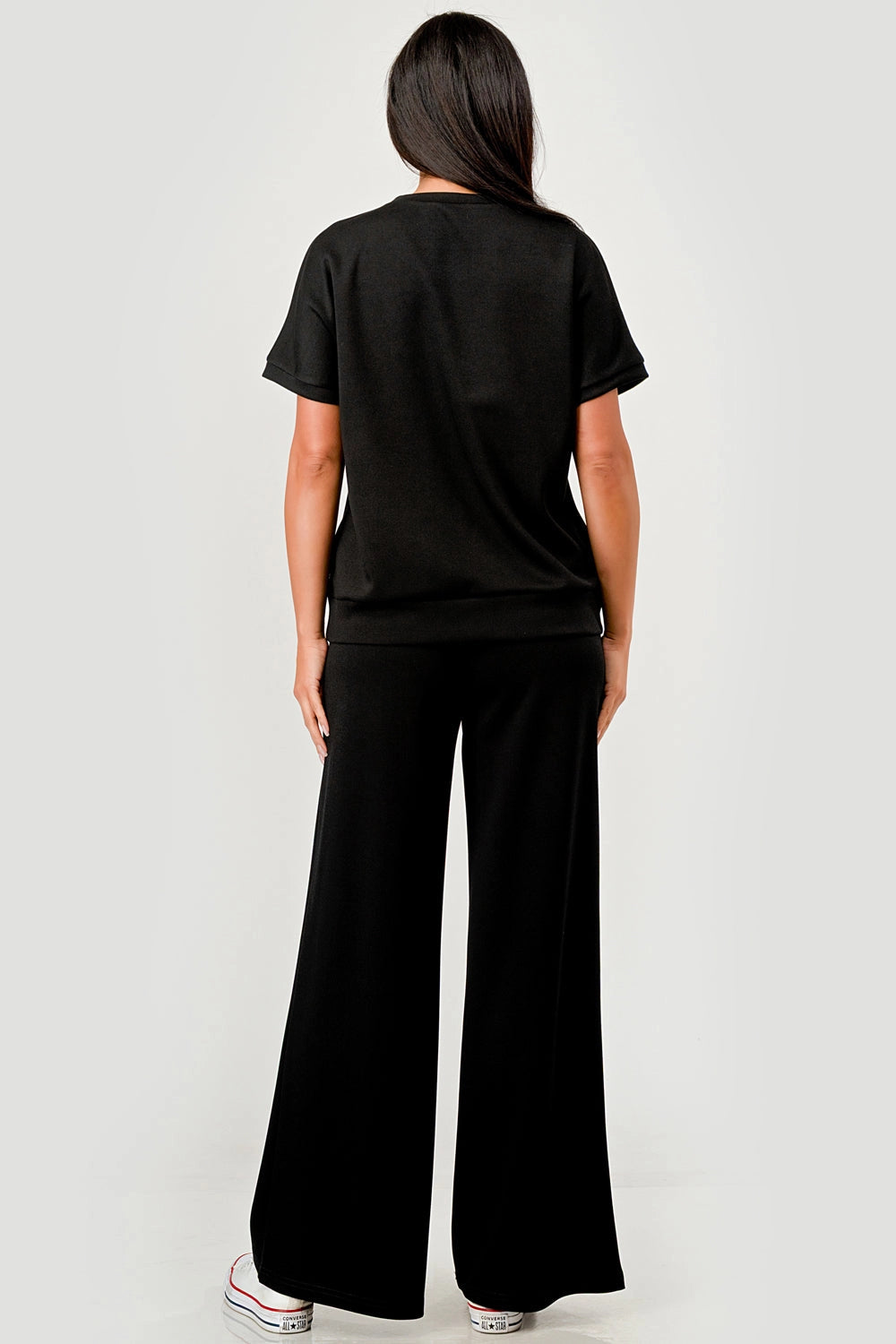 scuba black top and pant set at the rustic barn in killingworth ct