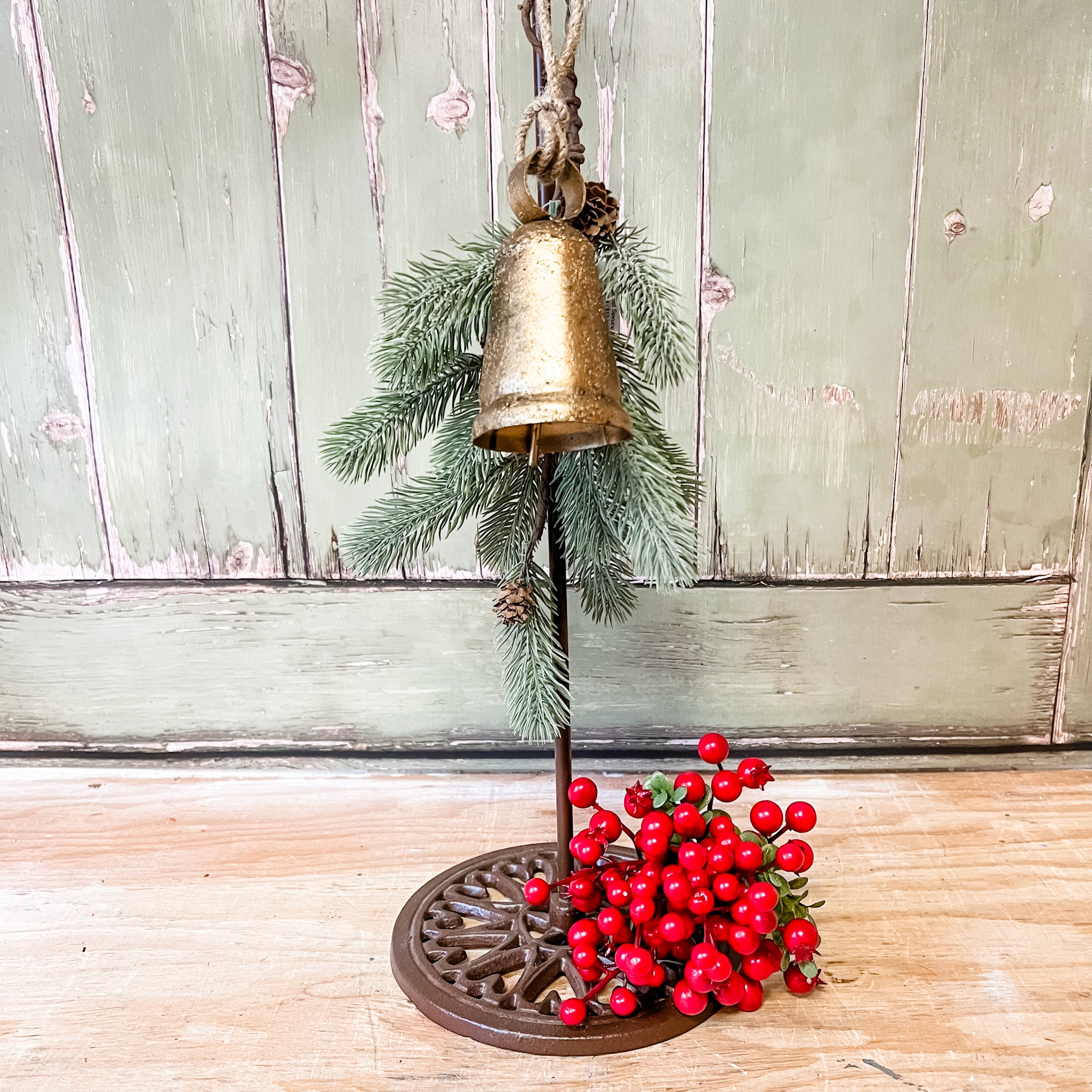 4" Antique Gold Bell, 2 Styles